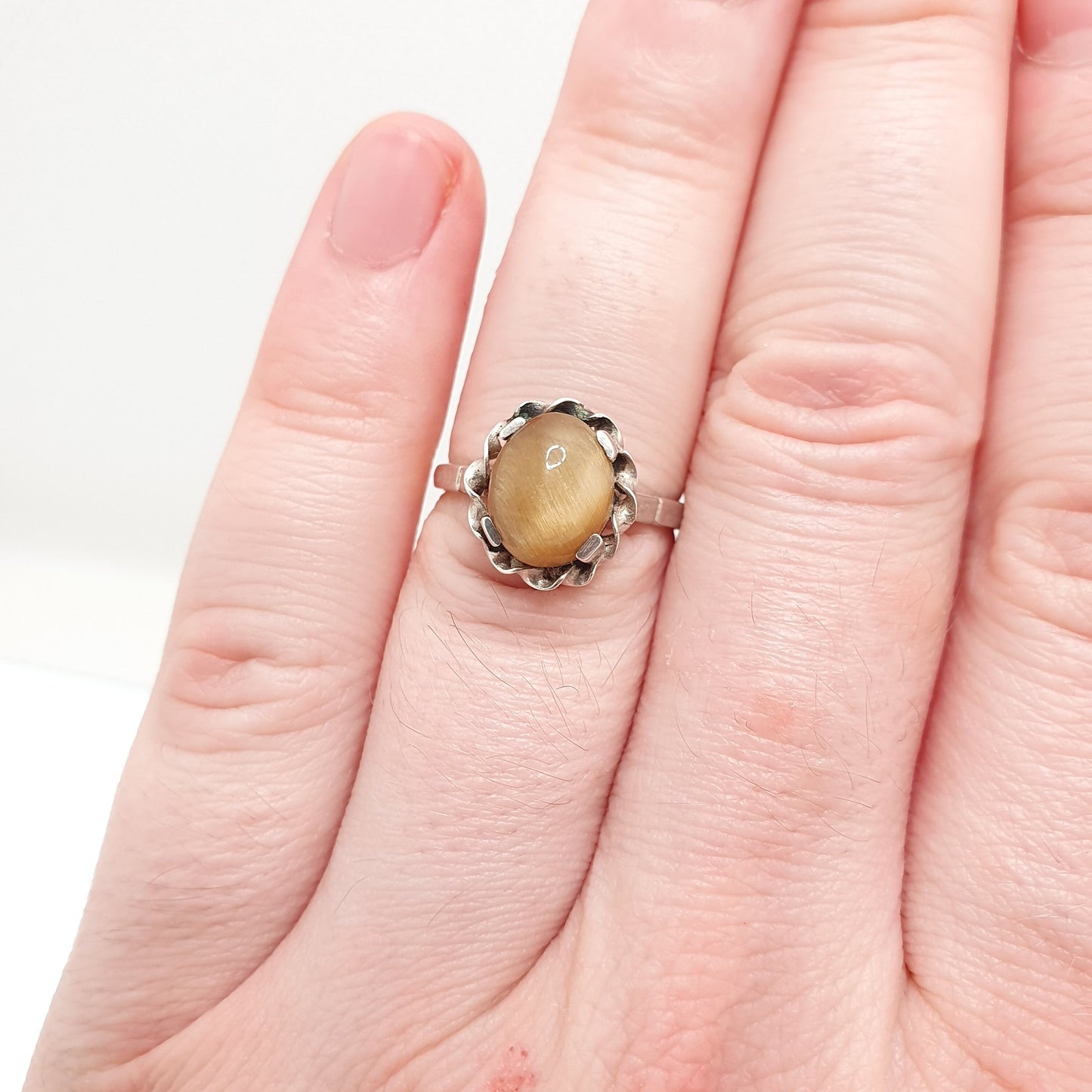 Old Vintage Tiger Eye Sterling Silver Ring 1950s Chatoyant Oval Cabochon Rope Border Retro Solid 925 Womens Jewelry Jewellery UKO US7.25