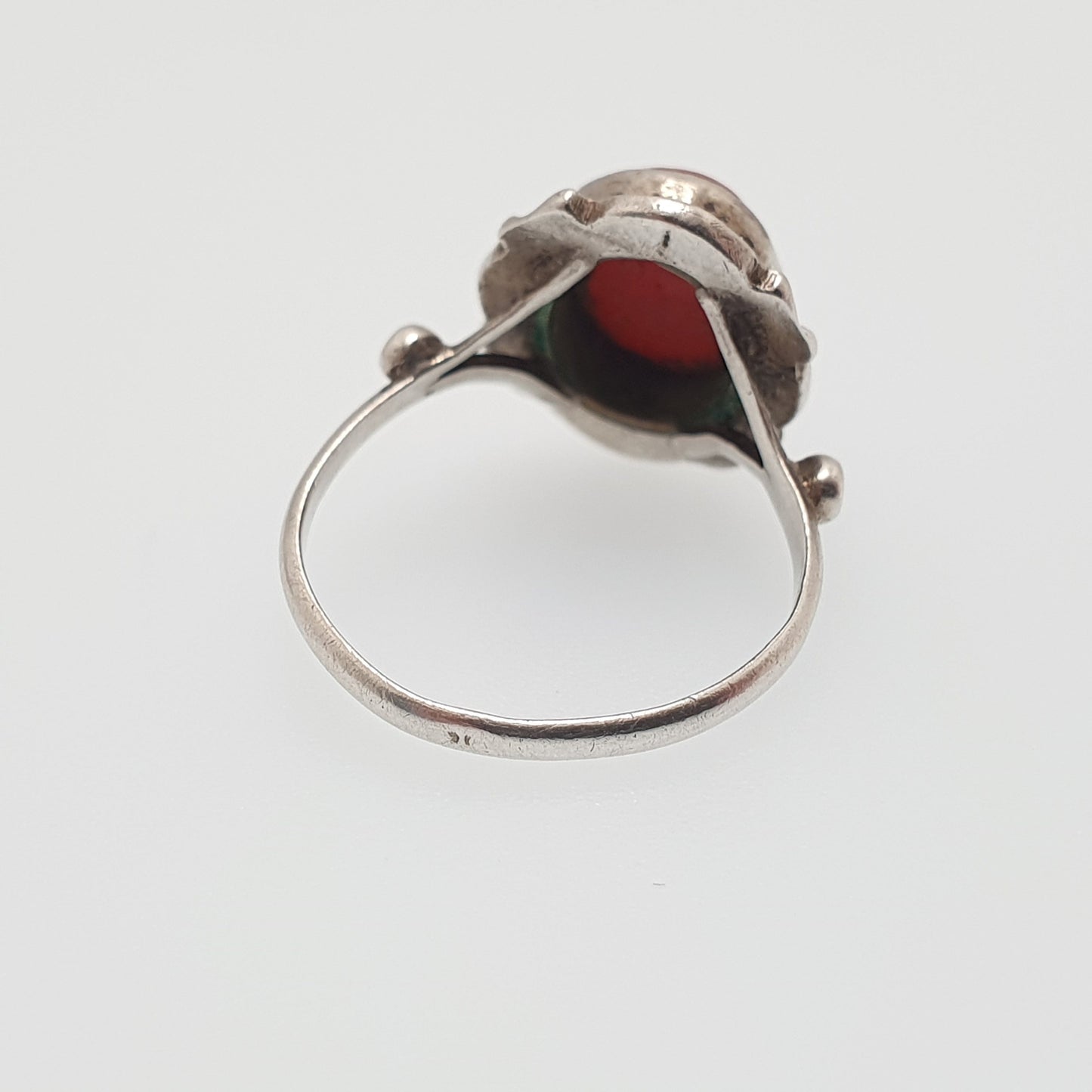 Antique Art Deco Coral Solid Silver Ring Marcasite Halo Cluster Pinky En Cabochon Vintage 1920s Womens Ladies Jewelry Jewellery UKH.5 US4
