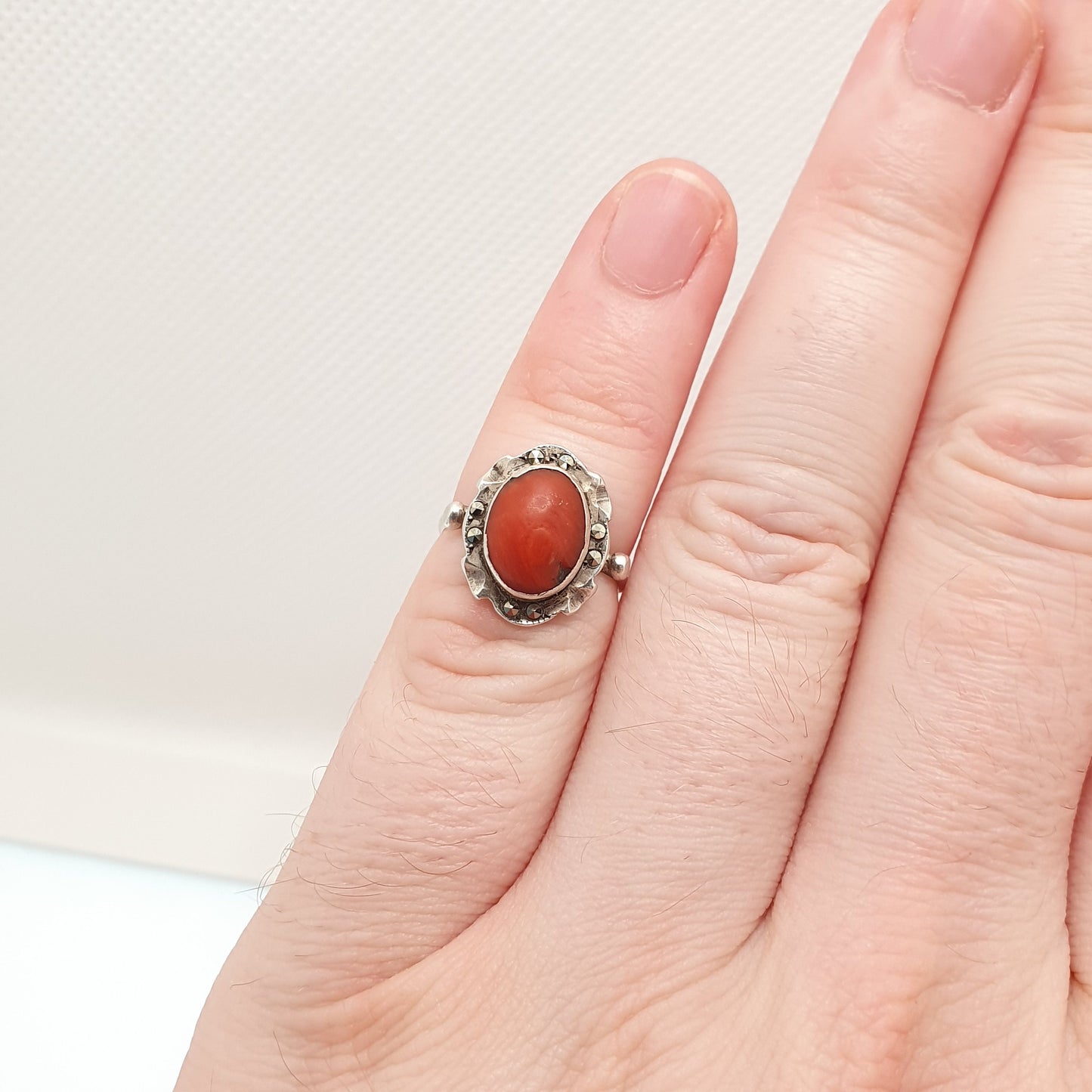 Antique Art Deco Coral Solid Silver Ring Marcasite Halo Cluster Pinky En Cabochon Vintage 1920s Womens Ladies Jewelry Jewellery UKH.5 US4
