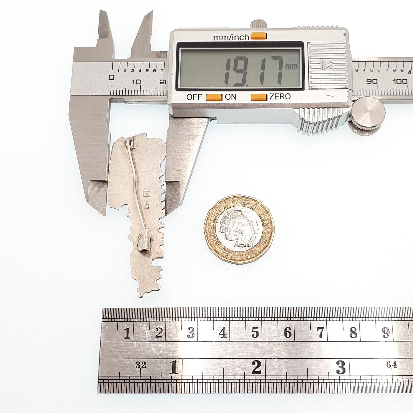 Vintage Solid Silver Cowboy Wagon Brooch Argentinean Bull Industria Argentina Caravan El Gaucho Wild West Womens Mens Jewellery Jewelry