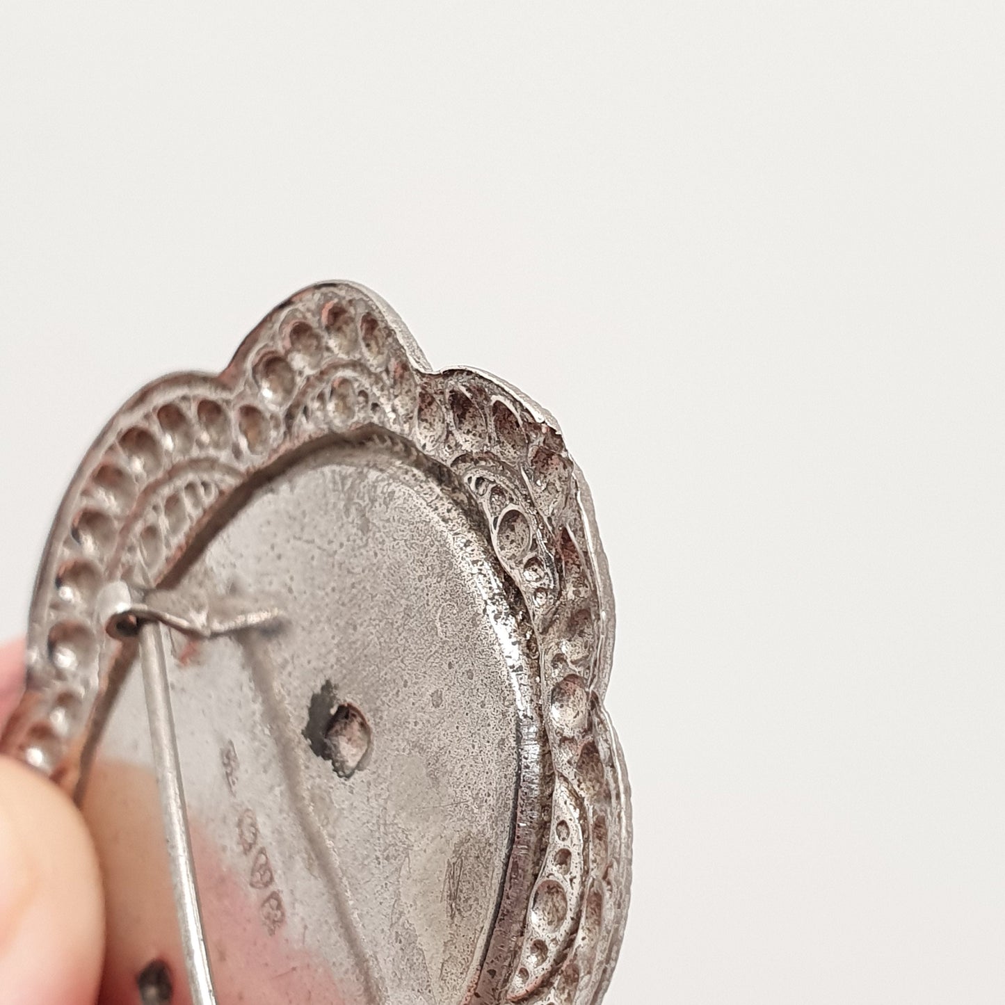 Genuine CHARLES HORNER Sterling Silver Cameo Brooch Pin Vintage Large 1948 Hallmark Faux Shell Pastry Cutter C.H Womens Jewelry Jewellery