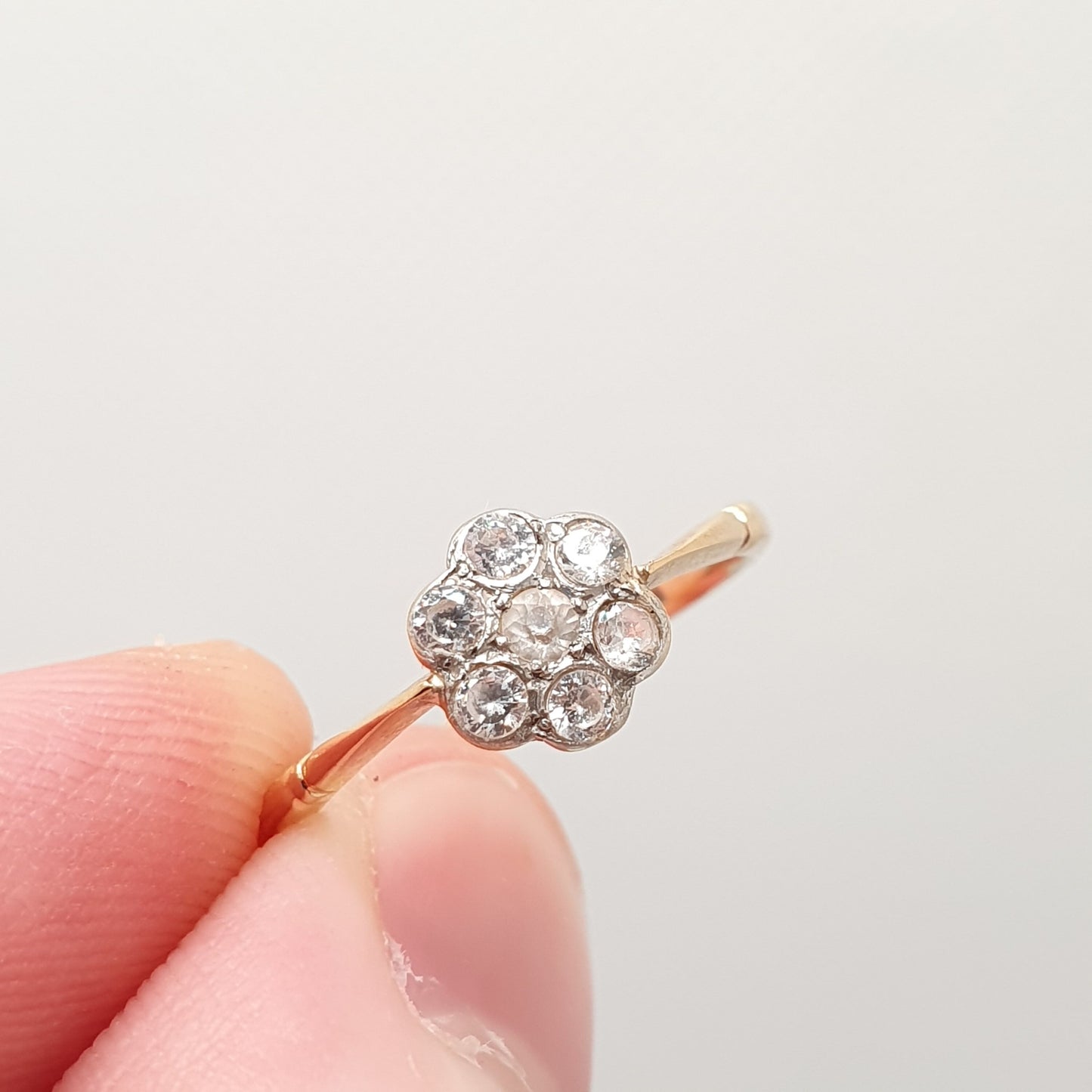 Antique 18ct 18k Gold CZ White Spinel Ring Art Deco Cluster Platinum Flower Diamond Style 1920s Womens Solid 750 Vintage Jewelry Jewellery