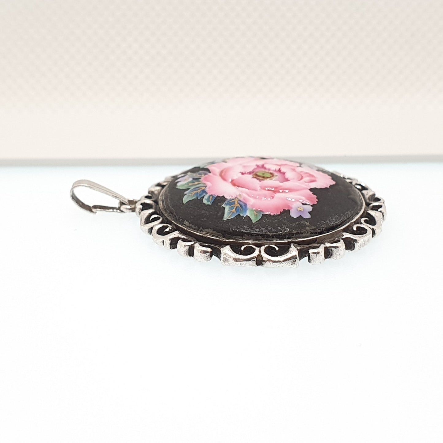 Vintage Toshikane Japanese Porcelain Necklace Pendant Sterling Silver Flower 1979 Hallmark Hand Painted Pink Japan Womens Jewelry Jewellery