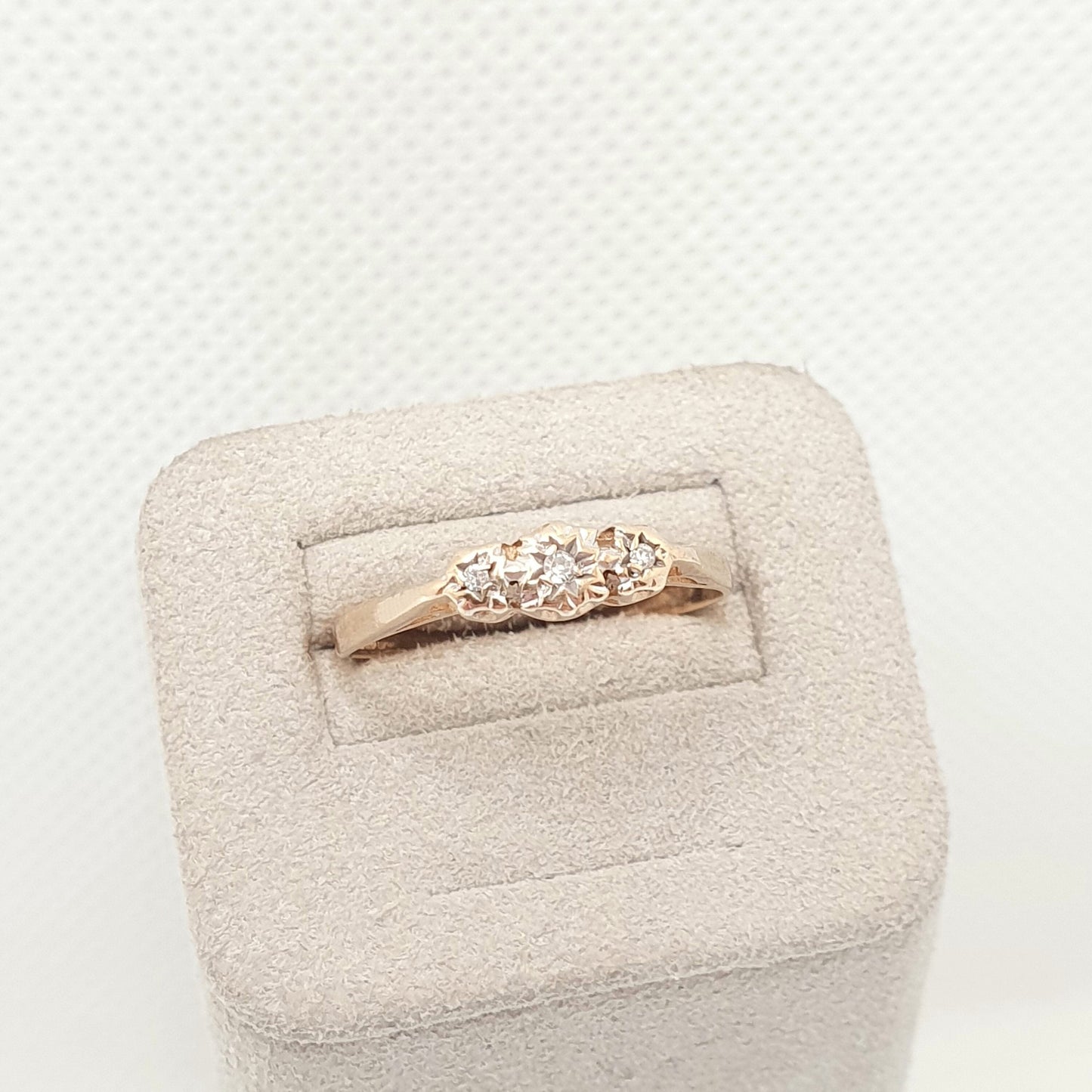 Vintage 9ct 9k Diamond Gold Ring Trilogy Diamonds Solid 375 3 Three Stone Sparkly Genuine Real Gemstone Fine Estate Womens Jewelry Jewellery