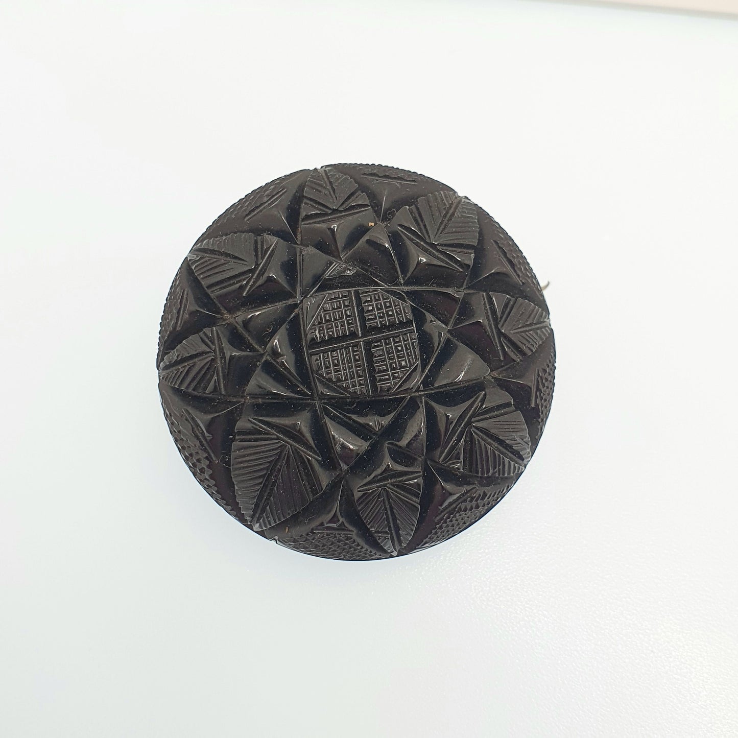 Antique Victorian Whitby Jet Brooch Star Flower Large Big Mourning Gothic High Relief Engraved Pattern Vintage Womens Jewelry Jewellery