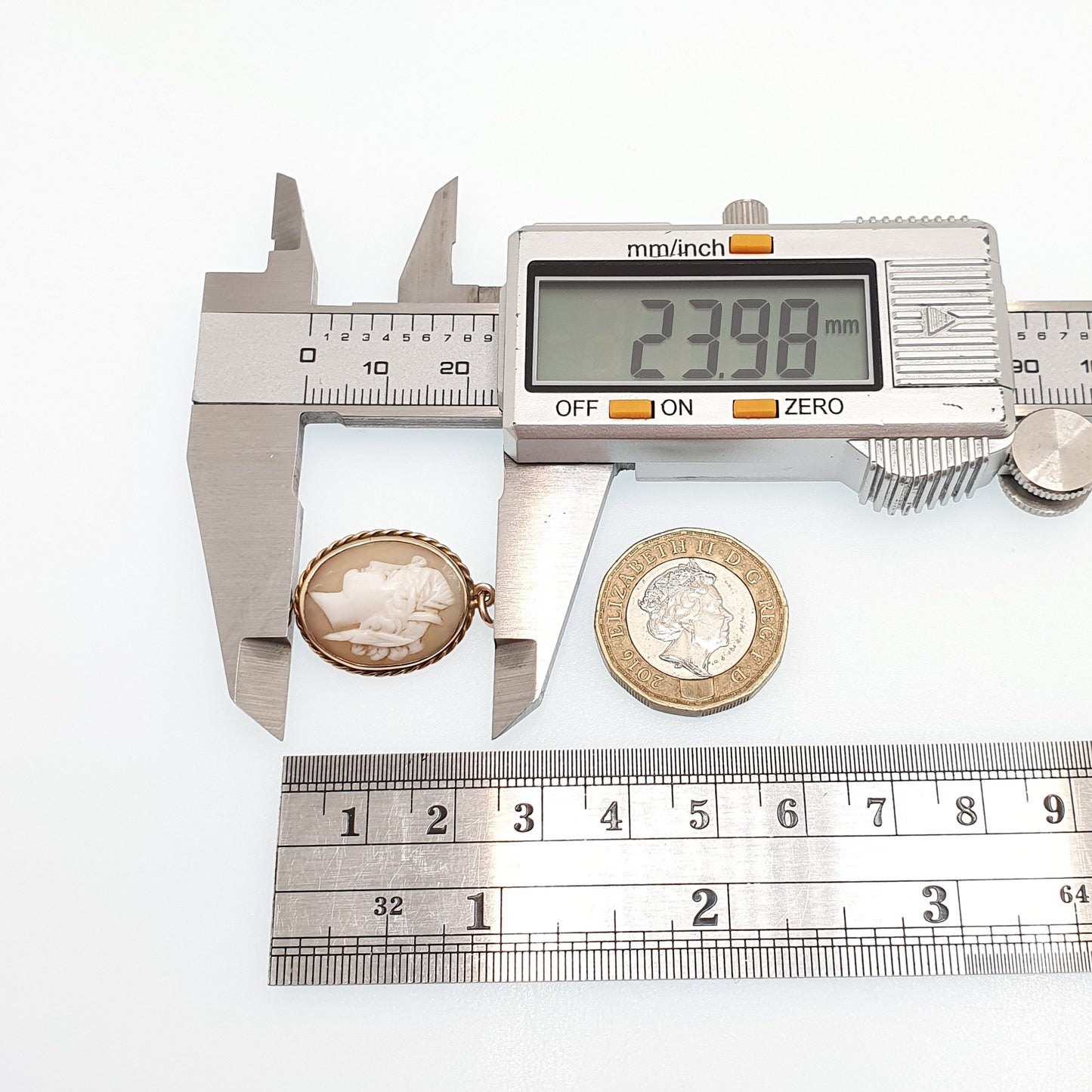 Antique 9ct 9k Gold Victorian Cameo Necklace Pendant Solid 375 Male Bust Oval Rope Border Hand Carved Shell 1800s Vintage Jewelry Jewellery