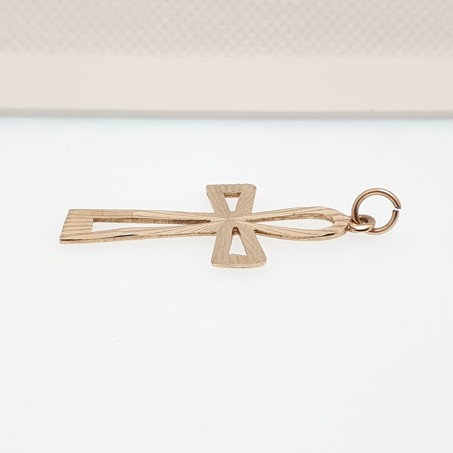 Vintage 9ct 9k Gold Ankh Pendant Necklace Solid 375 Egyptian 1978 Hallmark Hieroglyph Symbol of Life Ancient Egypt Womens Jewelry Jewellery
