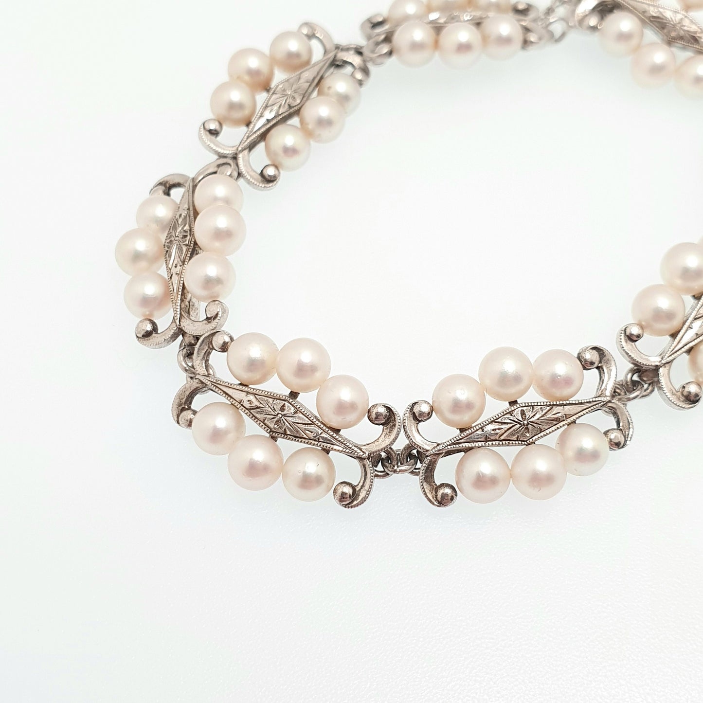Vintage MIKIMOTO Pearl Bracelet Sterling Silver Cultured Pearls Genuine Real Fine 18cm 7" 18.22g Japanese Japan Womens Jewelry Jewellery