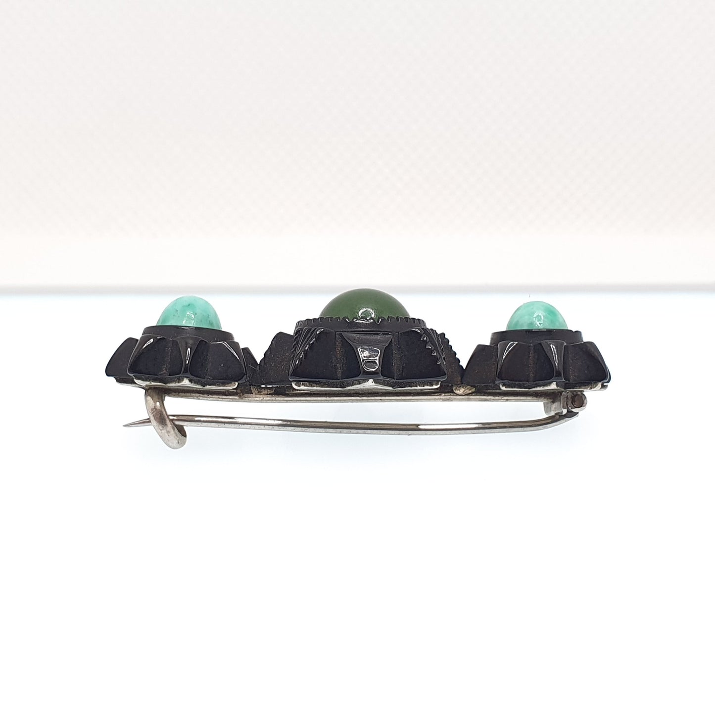 Antique Whitby Jet Star Brooch Nephrite New Zealand Jade & Peking Glass Finely Carved Mourning Stars Jewelry Jewellery Womens Vintage