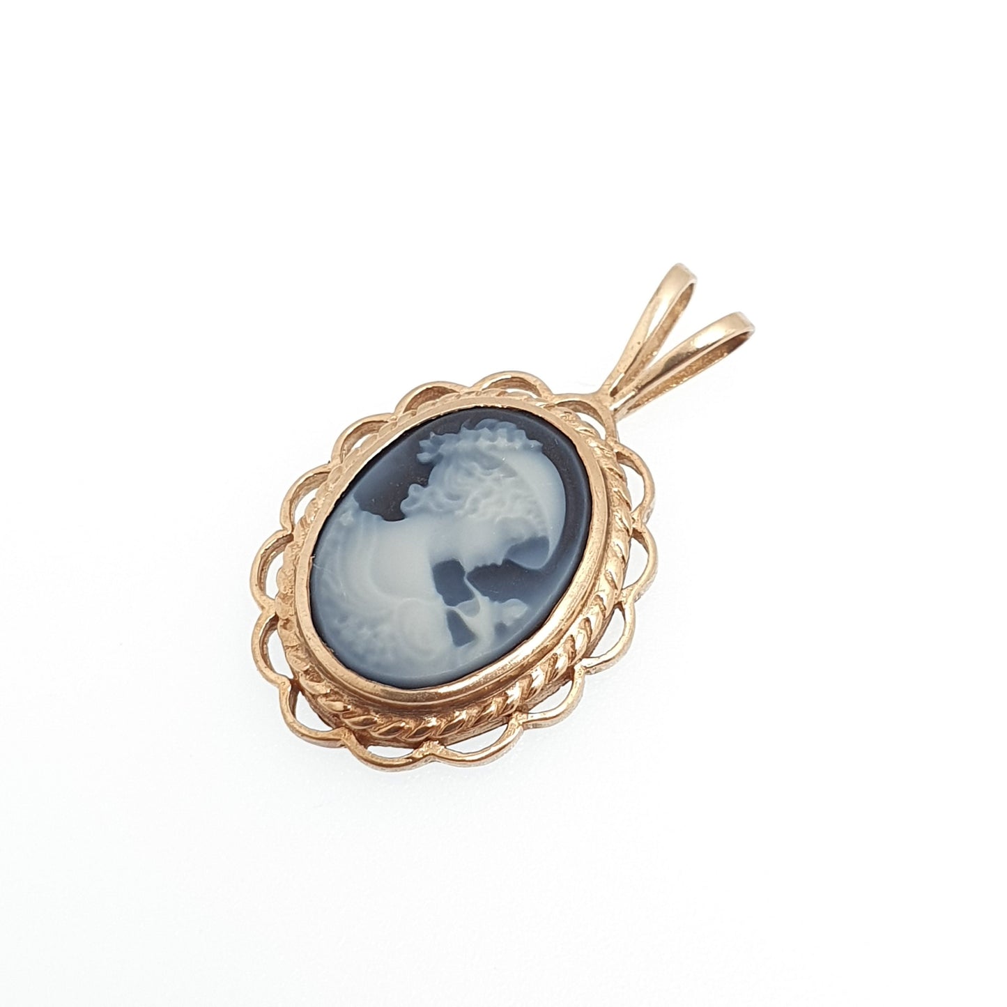 Vintage Blue Agate Cameo 9ct 9k Gold Pendant Necklace Genuine Gemstone Hand Caved Solid 375 Hallmarked Fine Estate Jewelry Womens Jewellery