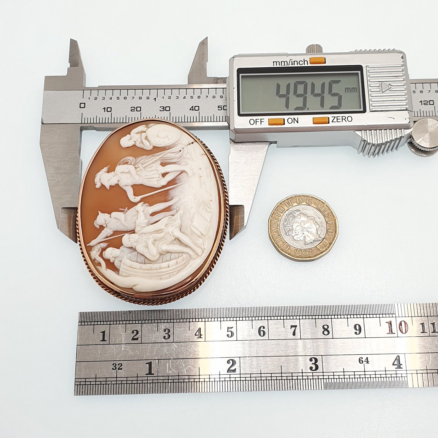 Antique 9ct Gold Alexander the Great & Diogenes Cameo Brooch Victorian Solid 9k 375 Barrel Roman Philosopher Rare Unique Jewellery Jewelry