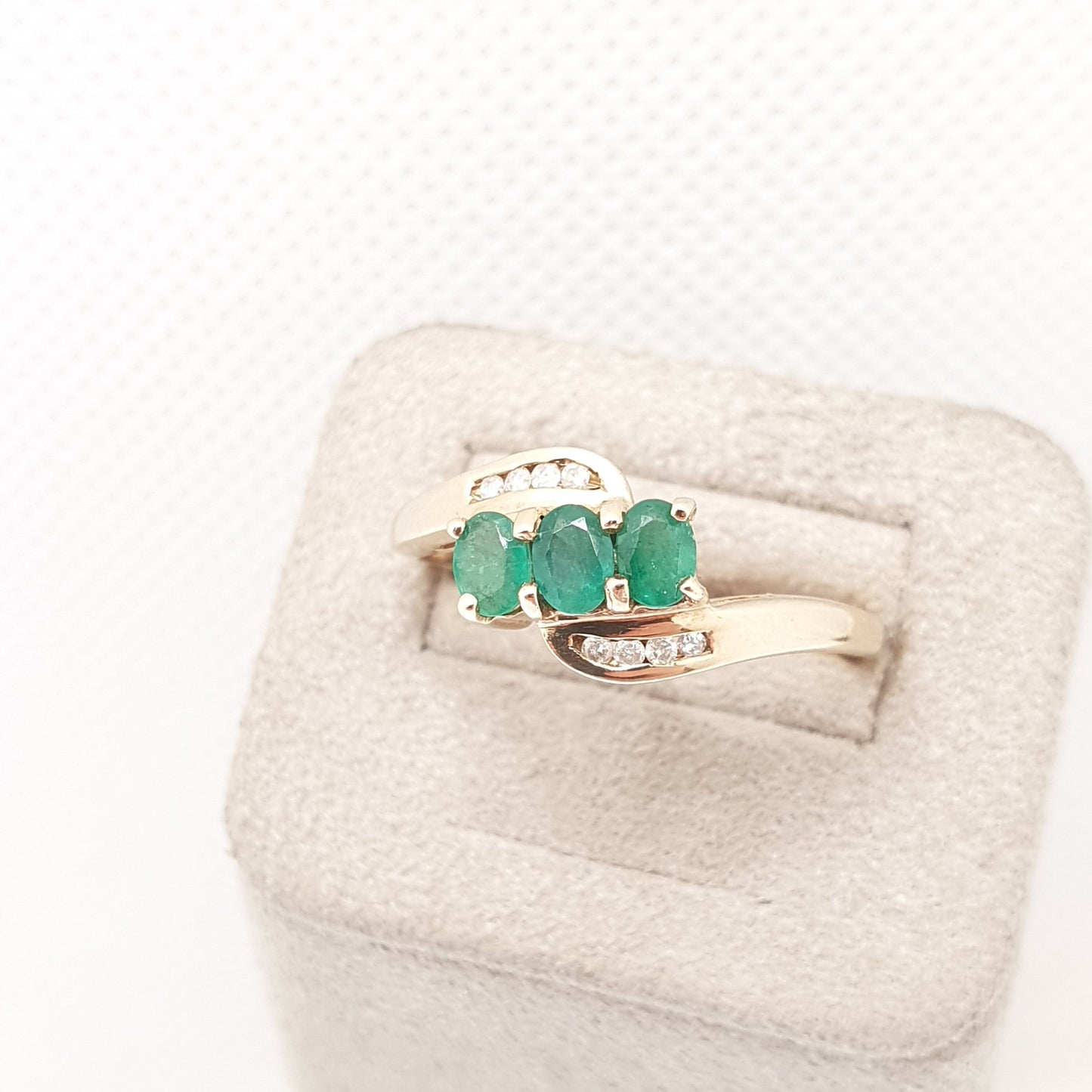Vintage 9k Gold Emerald Diamond Ring Trilogy Oval Cut Solid 9ct 375 Estate Fine Retro Genuine Gemstone Real Jewelry Jewellery Womens