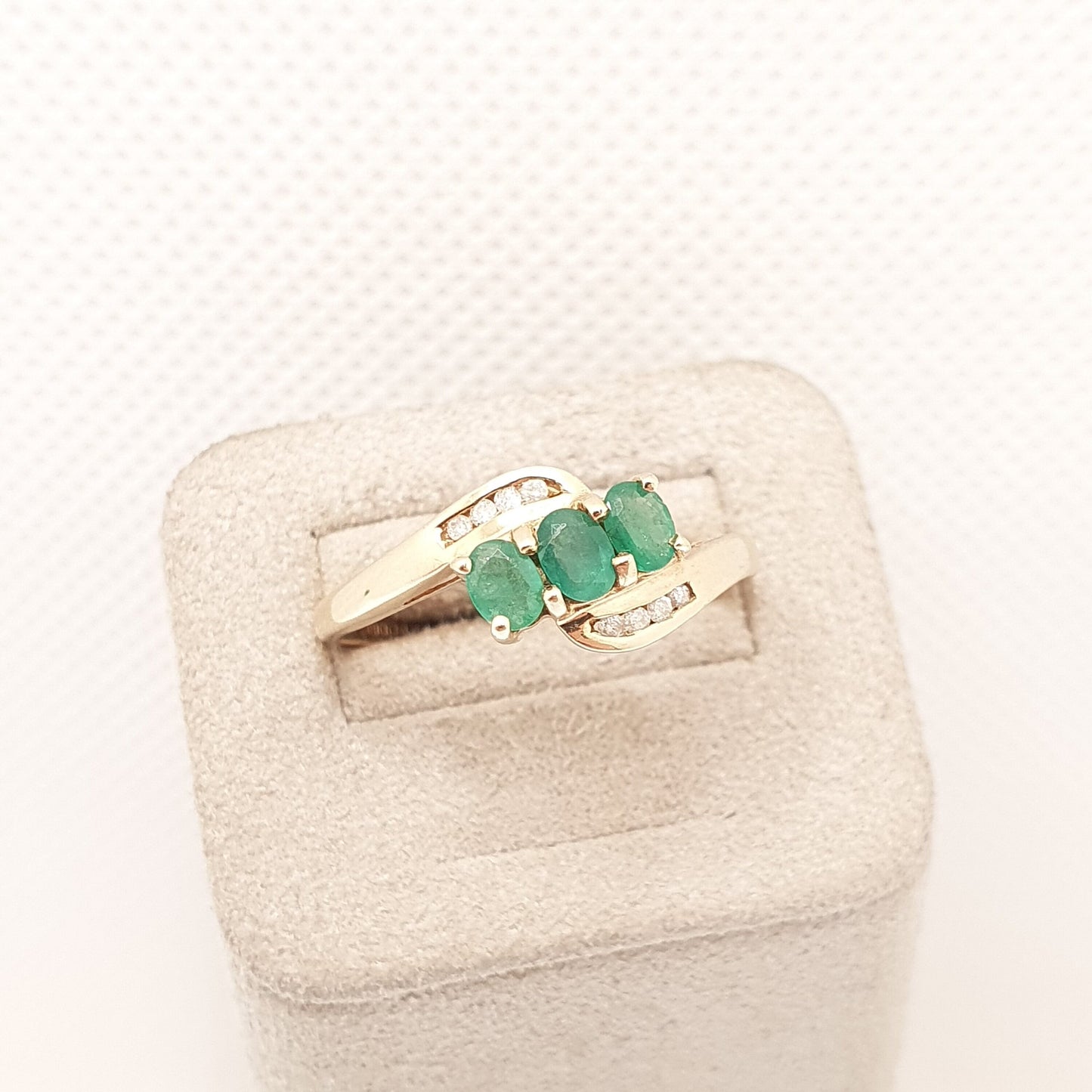 Vintage 9k Gold Emerald Diamond Ring Trilogy Oval Cut Solid 9ct 375 Estate Fine Retro Genuine Gemstone Real Jewelry Jewellery Womens