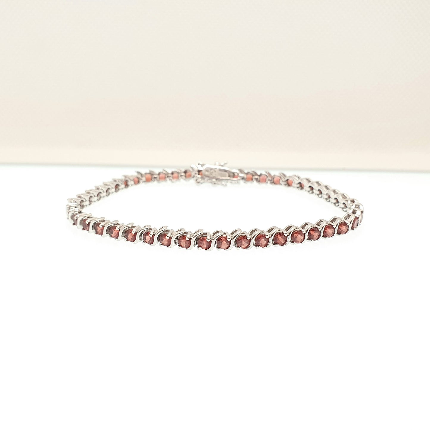 Vintage Sterling Silver Garnet Tennis Bracelet Sparkly Solid 925 Genuine Real Gemstone Pyrope 925 Good Quality Womens Jewelry Jewellery