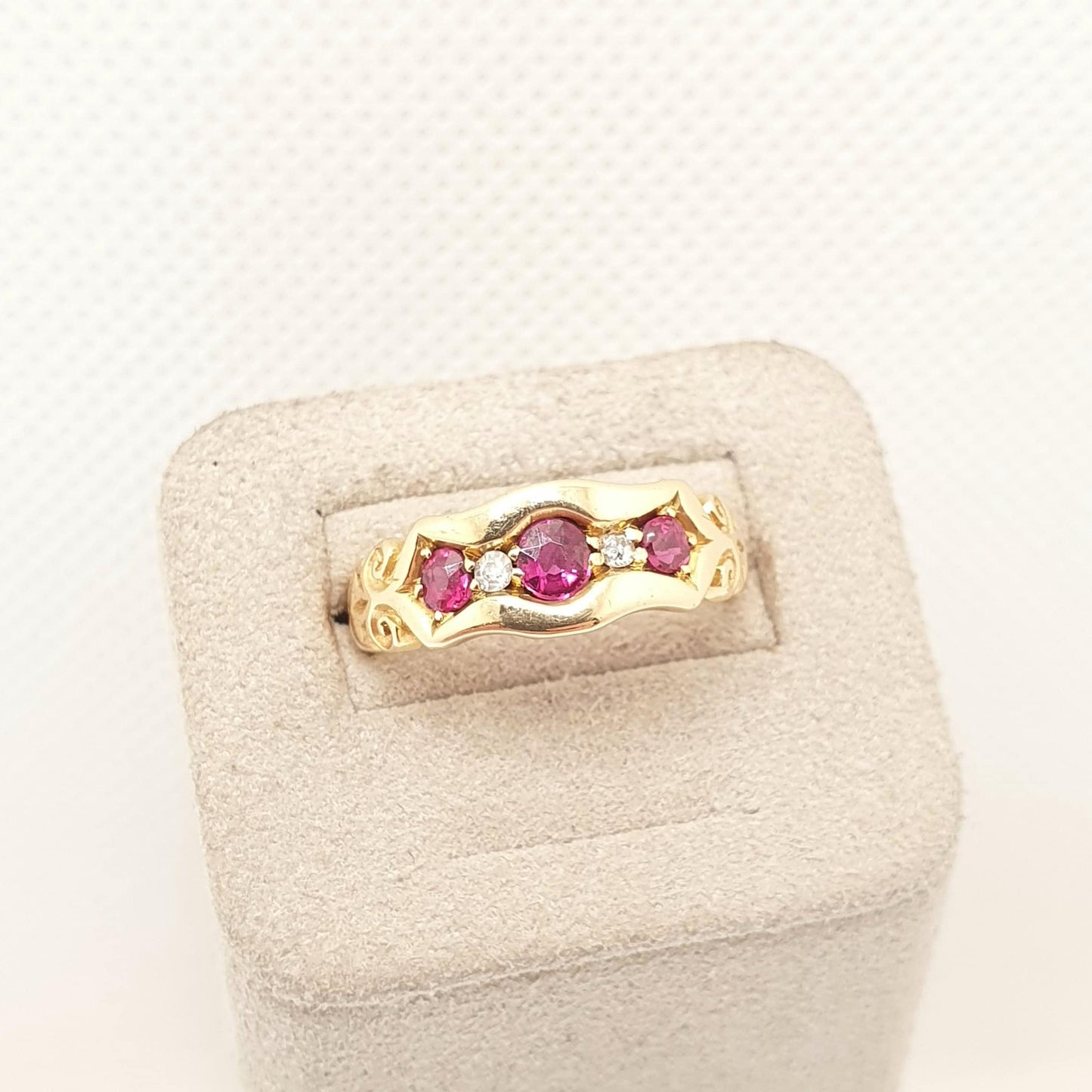 Antique 18ct Gold Ruby & Diamond Ring Edwardian 18k Solid 750 5 Stone 1901 Hallmarked Heavy Victorian Sparkly Old Cut Womens Vintage Jewelry