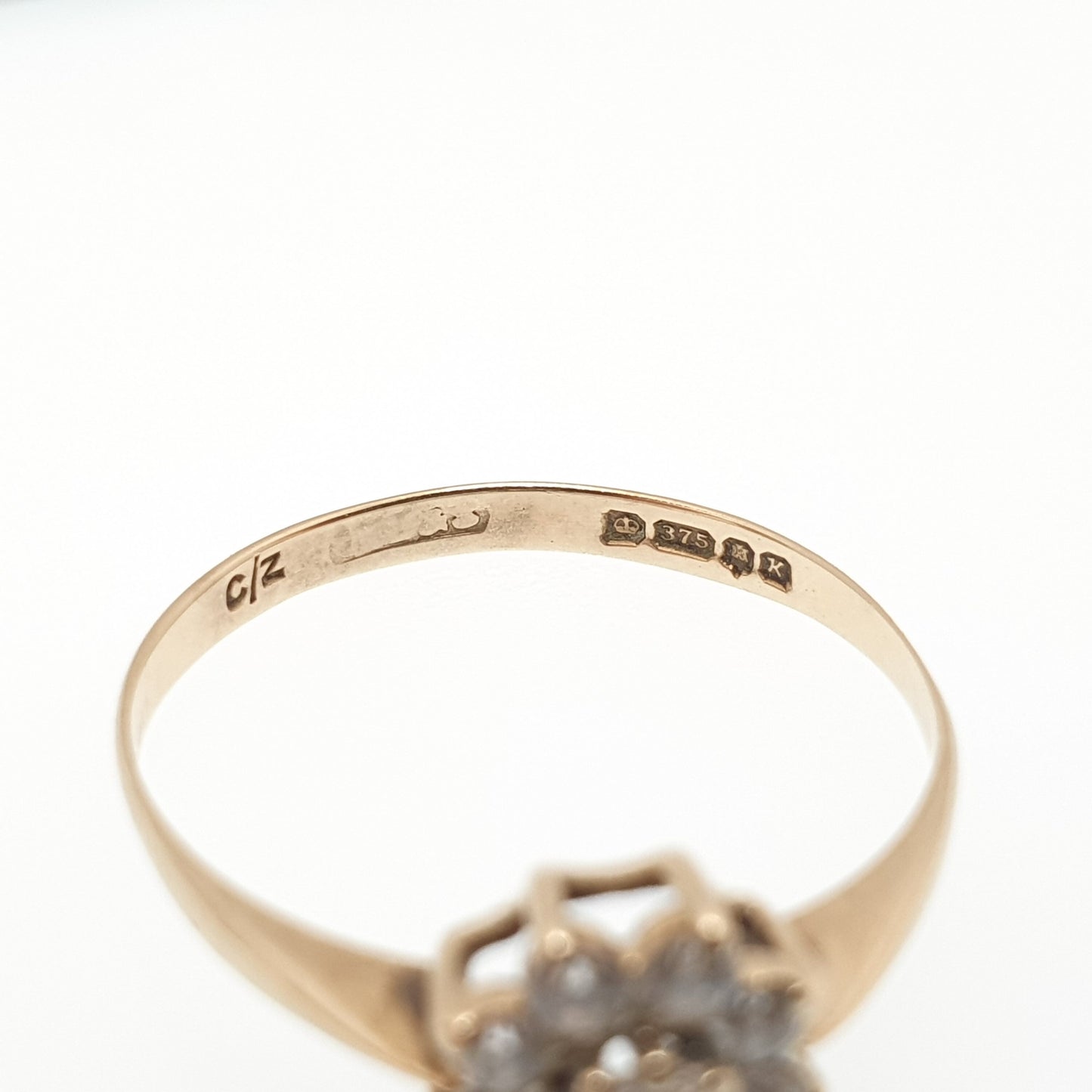 Vintage 9k 9ct Gold Cubic Zirconia CZ Cluster Ring Sparkly Diamond Simulant 1984 Hallmarked Solid 375 Retro Womens Ladies Jewelry Jewellery