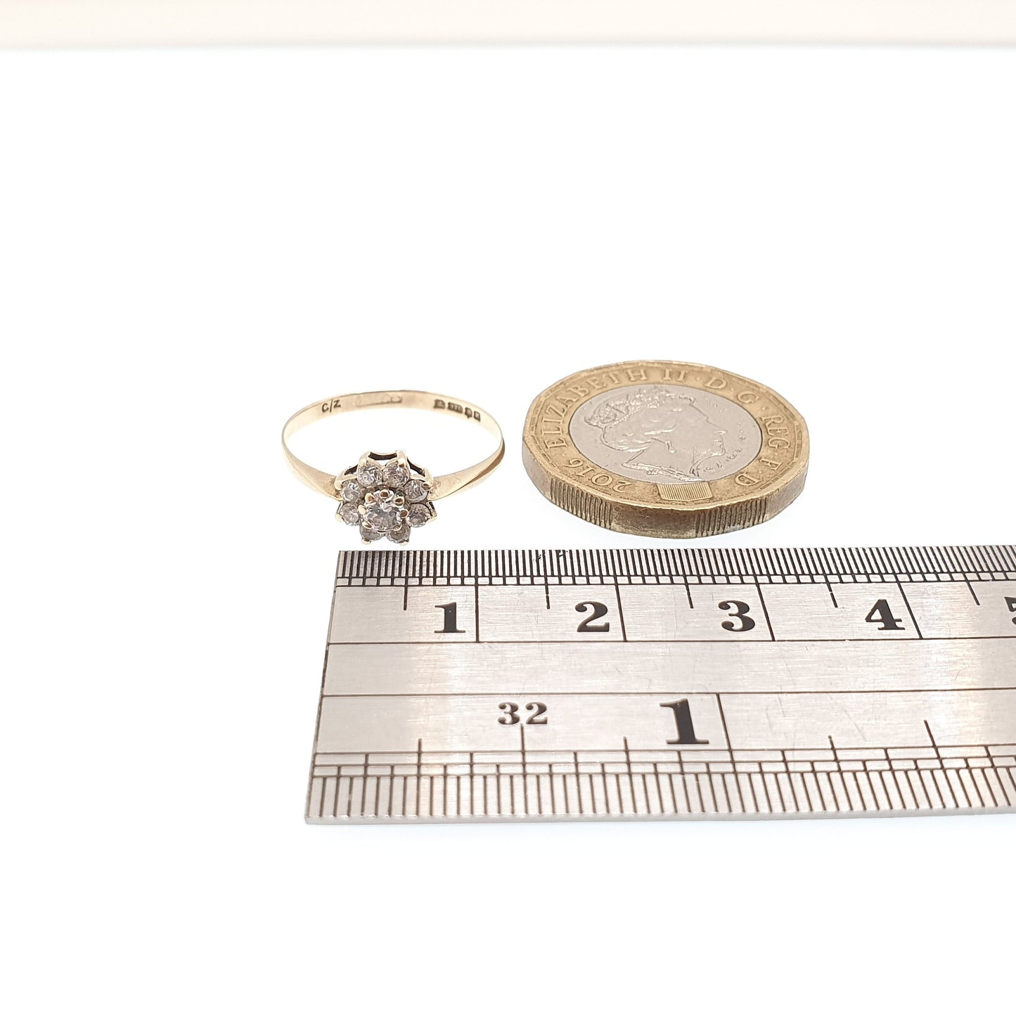 Vintage 9k 9ct Gold Cubic Zirconia CZ Cluster Ring Sparkly Diamond Simulant 1984 Hallmarked Solid 375 Retro Womens Ladies Jewelry Jewellery