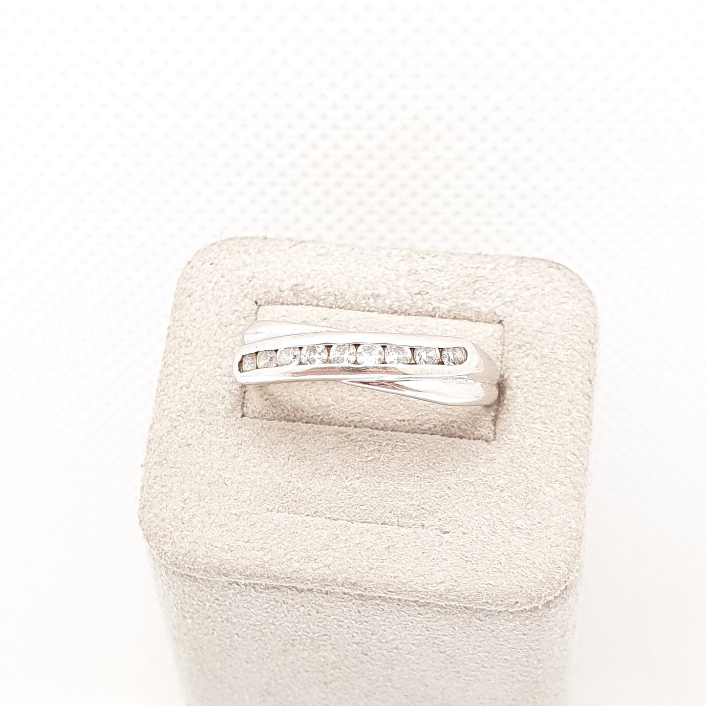 Solid 9ct 9k Gold CZ Ring White Gold Solid 375 Diamond Simulant Cubic Zirconia Hallmarked Sparkly Vintage Retro Womens Jewelry Jewellery