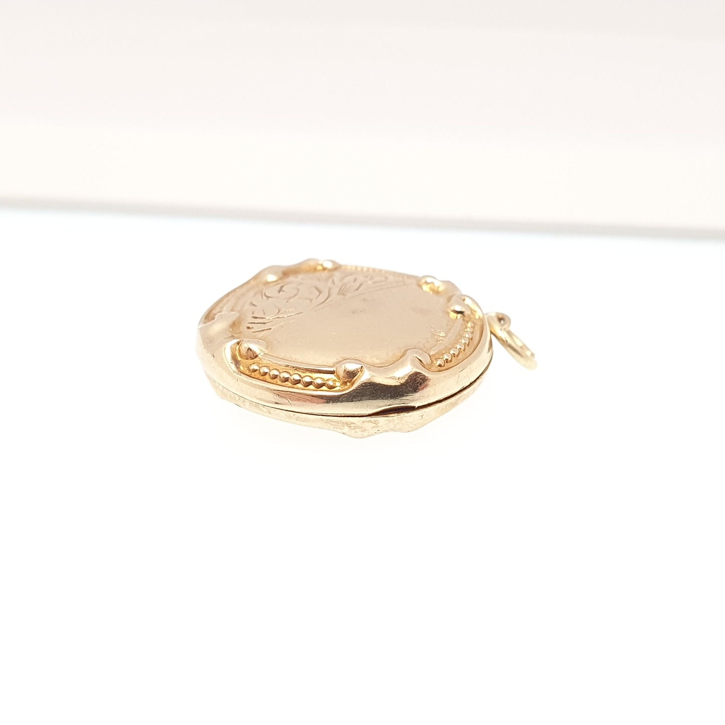 Antique 9ct 9k Gold Locket Pendant Hand Scroll Engraved Chased Border Yellow Solid 375 Back & Front Picture Photo Vintage Necklace Jewelry
