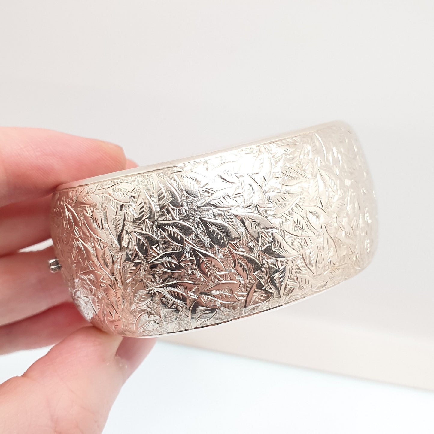 Antique Victorian Sterling Silver Snap Bracelet Bangle Large Heavy Chunky Floral Pattern 39.98g Solid 925 Vintage Womens Jewelry Jewellery