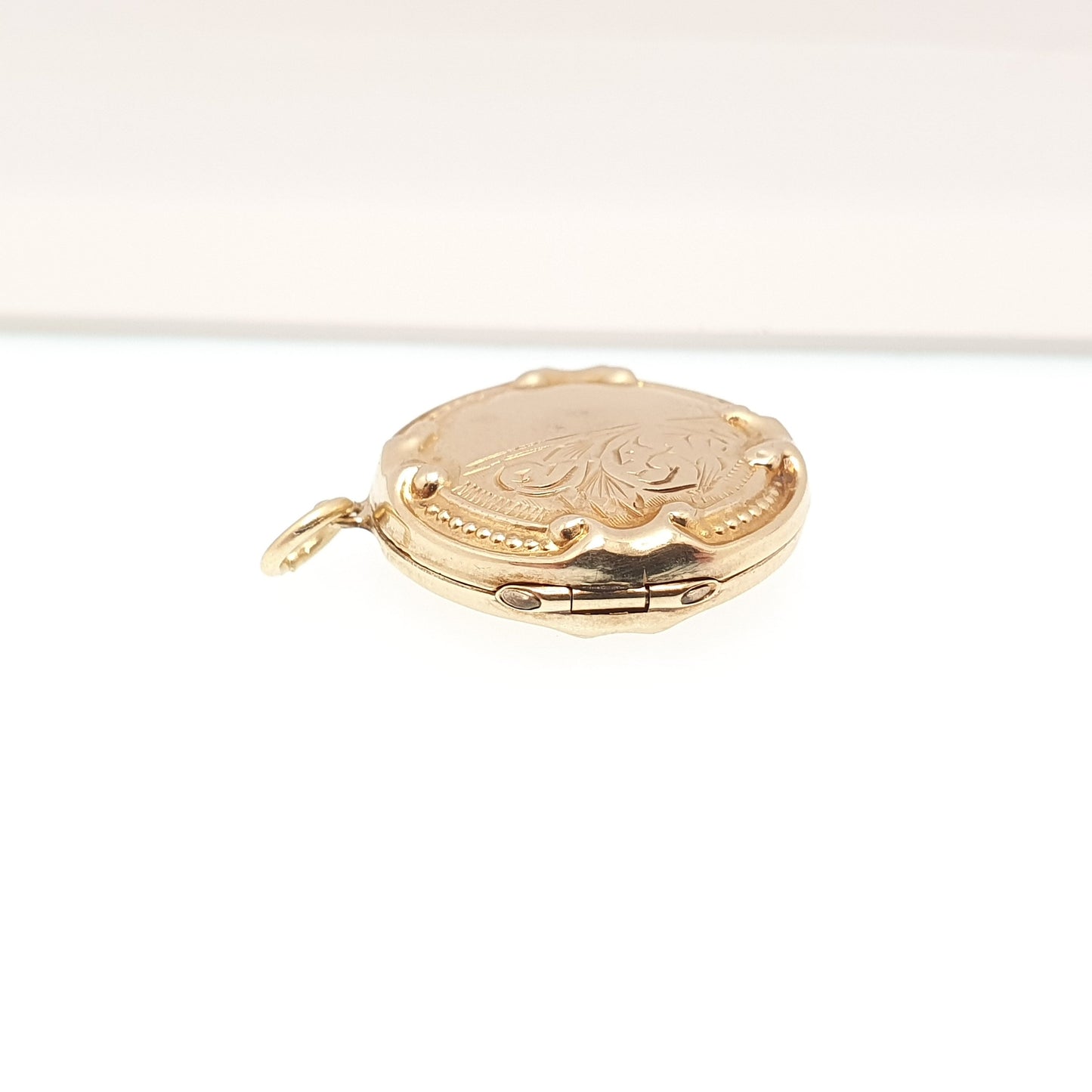 Antique 9ct 9k Gold Locket Pendant Hand Scroll Engraved Chased Border Yellow Solid 375 Back & Front Picture Photo Vintage Necklace Jewelry
