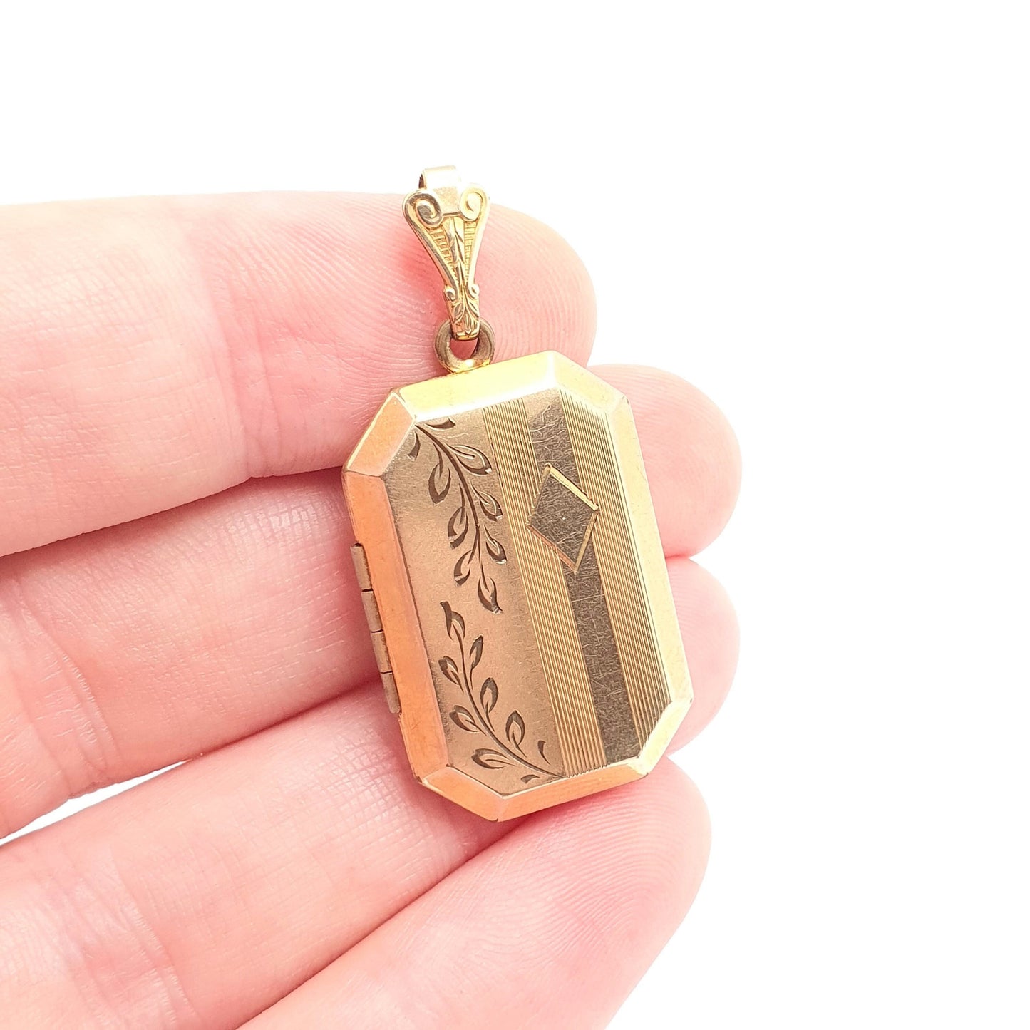 Antique Rolled Gold Locket Art Deco Rectangular Necklace Pendant Geometric Yellow Gold Filled Round Large Vintage Picture Jewellery Jewelry