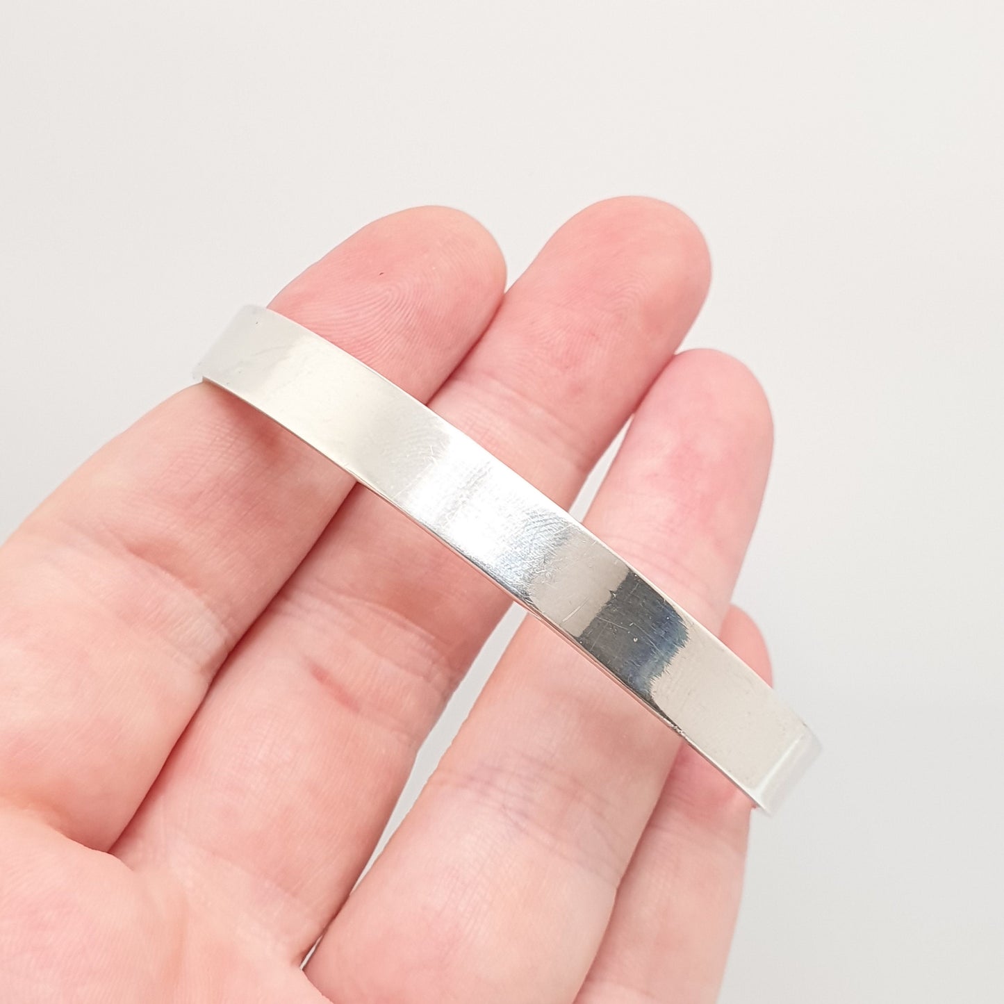 Vintage Sterling Silver Cuff Bangle Bracelet Waved Sleek Modernist Style 28.28g Thick Heavy Chunky Solid 925 Womens Jewelry Jewellery