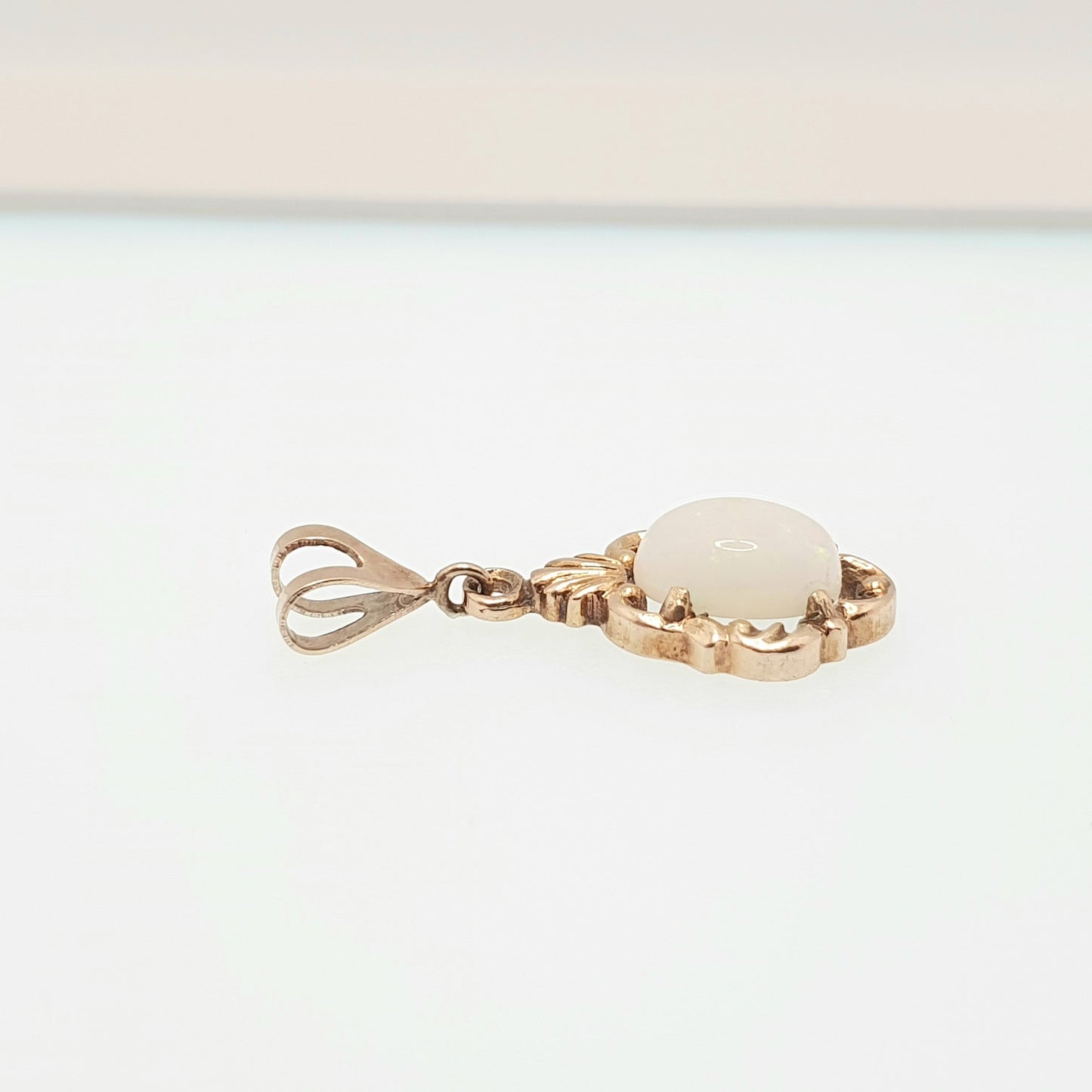 Vintage 9k 9ct 375 Gold Opal Necklace Pendant White Oval 1959 Hallmark Cute Gemstone Solid Yellow 9 Carat Retro Womens Jewelry Jewellery