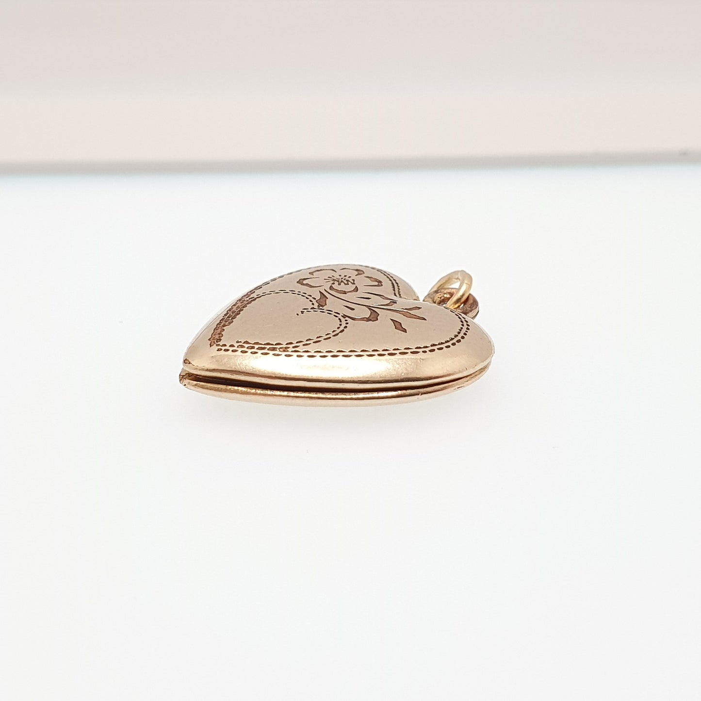Vintage Vargas 10kt Rolled Gold Heart Locket Sterling Silver Trim Necklace Pendant Engraved Picture Photo Gold Filled Jewelry Jewellery