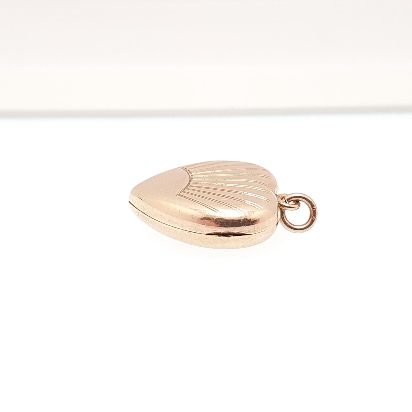 Antique 9ct 9k Gold Heart Locket Sunburst Art Deco Solid Yellow Gold Back & Front Engraved 1920s Necklace Photo Pendant Jewelry Jewellery