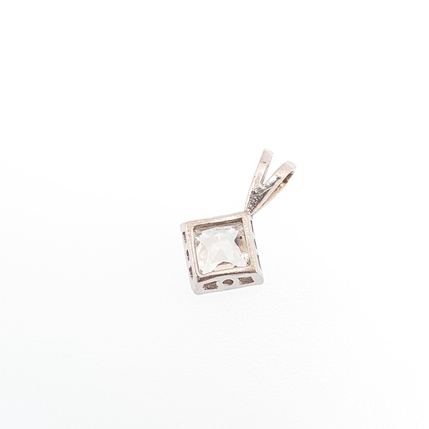 Vintage 9k White Gold CZ Pendant Solid 9ct 375 Pear Cut Gemstone Small Cubic Zirconia Diamond Simulant Retro Womens Ladies Jewelry Jewellery