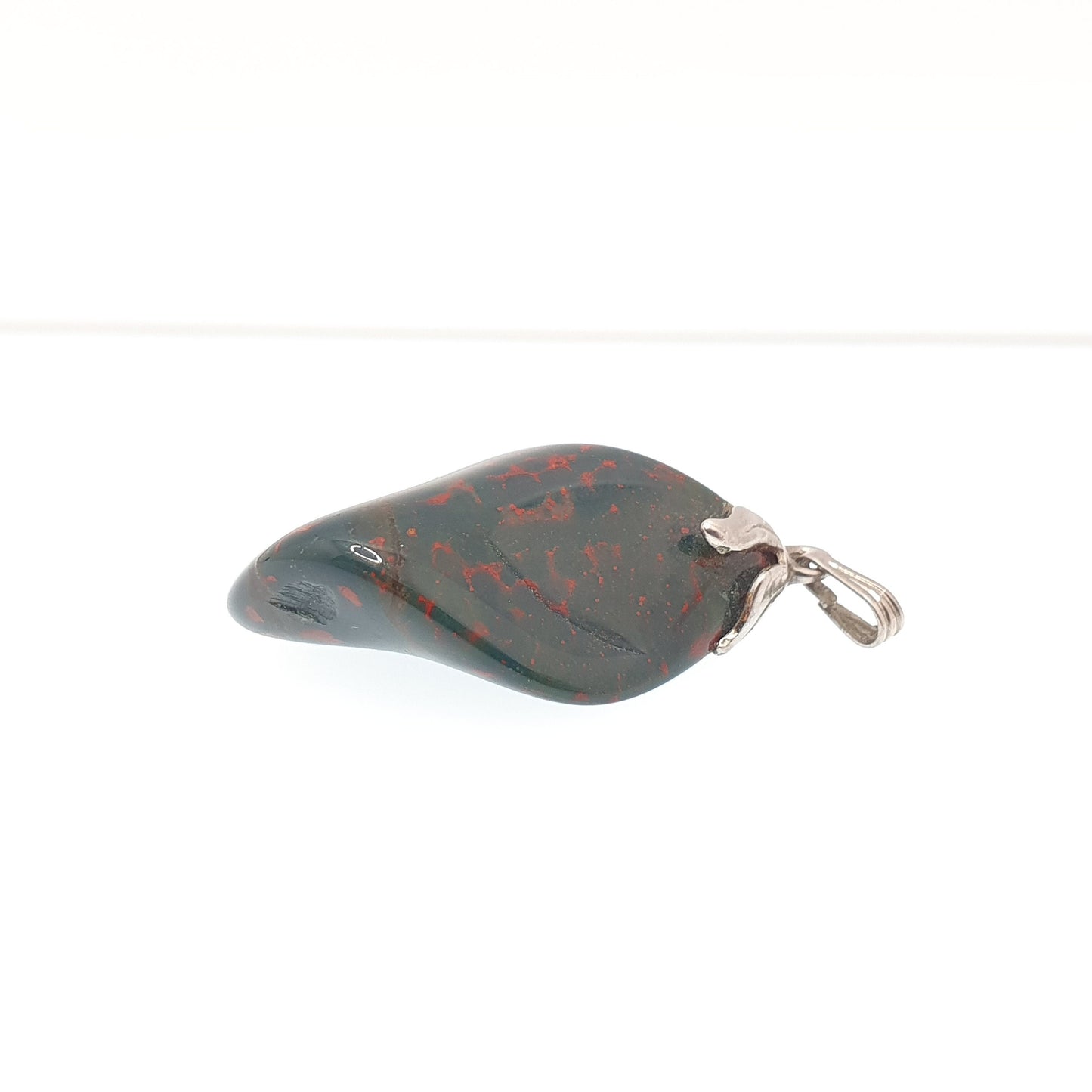 Vintage Genuine Bloodstone Necklace Pendant Agate Quartz Tumbled Polished Pebble Seal Stamp Gemstone Retro Womens Jewelry Jewellery