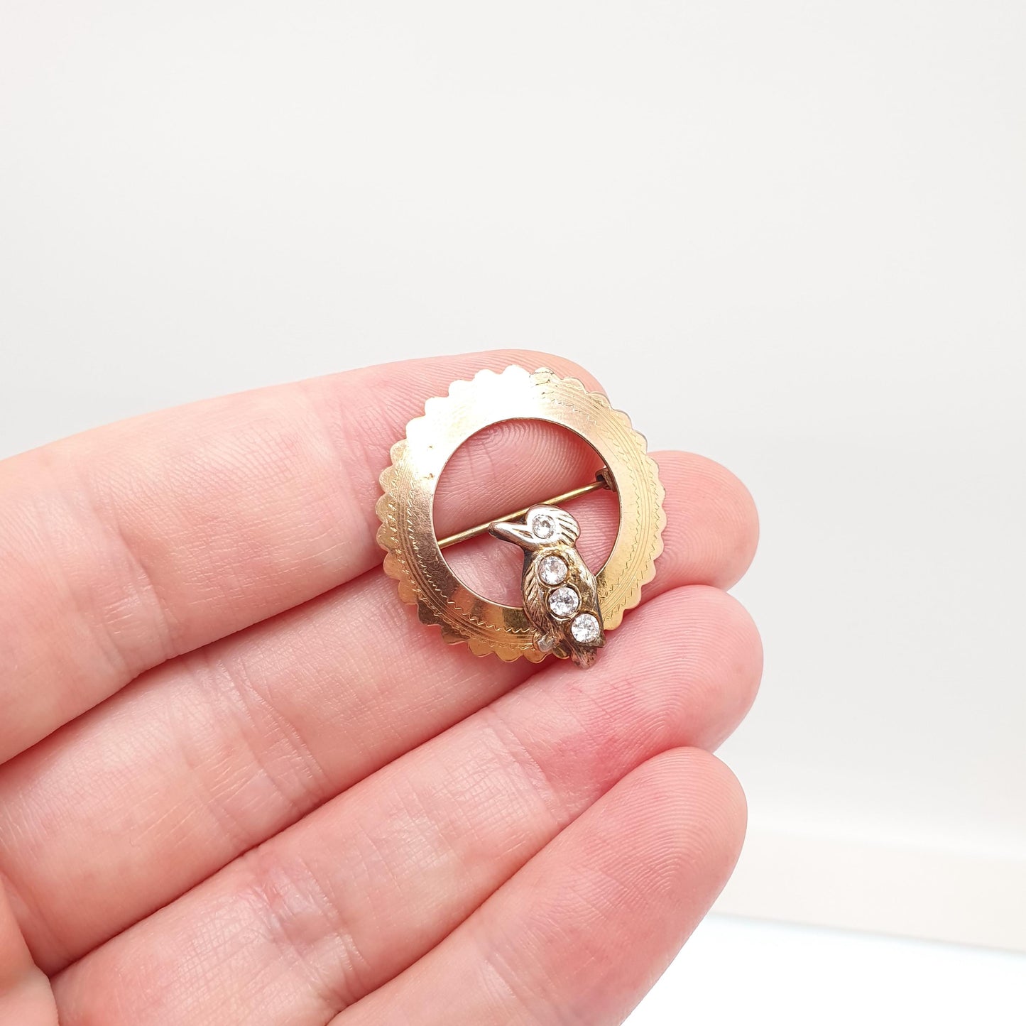 Antique 9ct Gold Front Bird Brooch Pin Diamond Paste Bonded Rolled Gold Filled Sweetheart Cute Wreath Vintage Womens Jewelry Jewellery