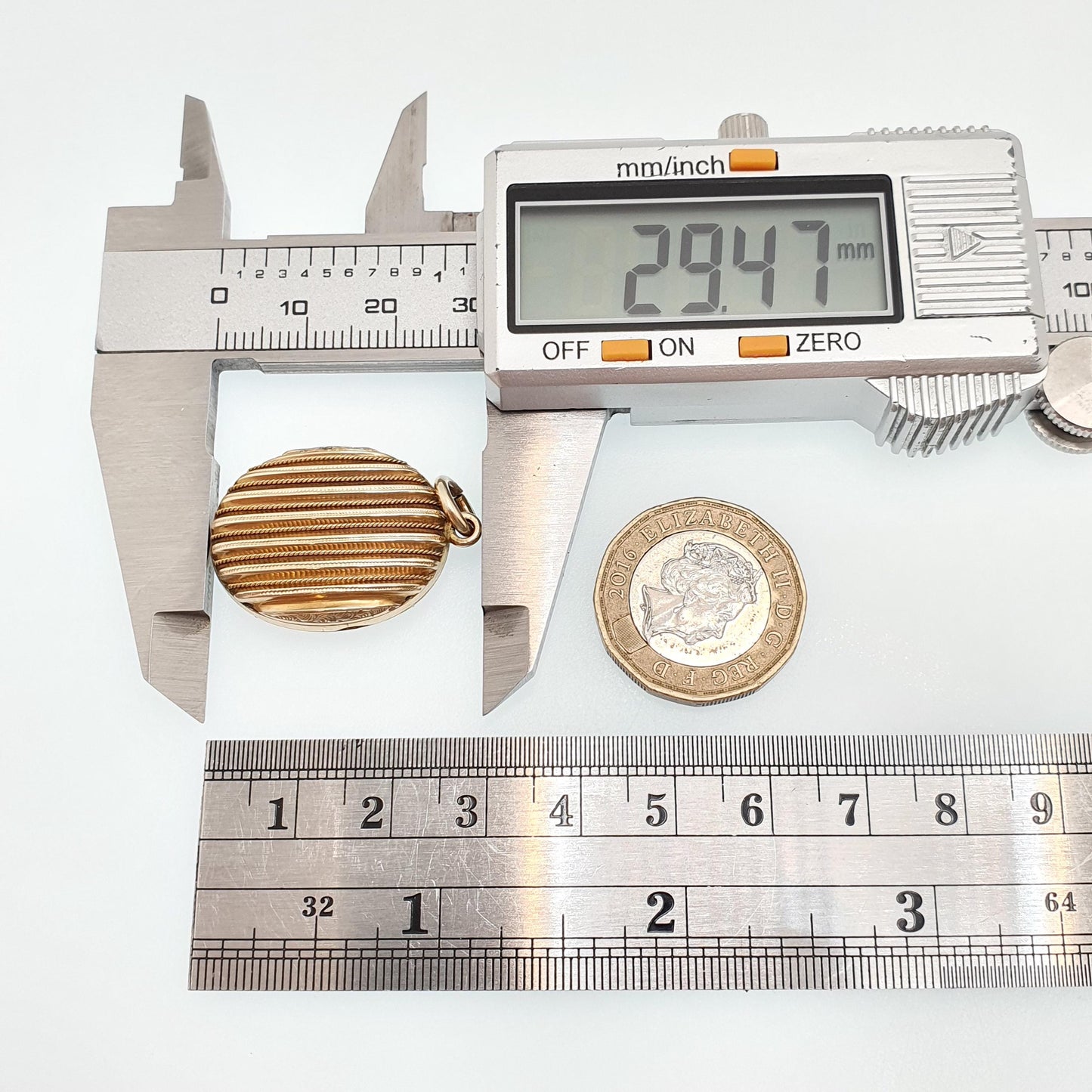 Antique Victorian 9ct Gold Locket Solid 9k 375 Mourning Vertical Rope Lines Pendant Back Front Necklace Git Vintage Jewelry Womens Jewellery