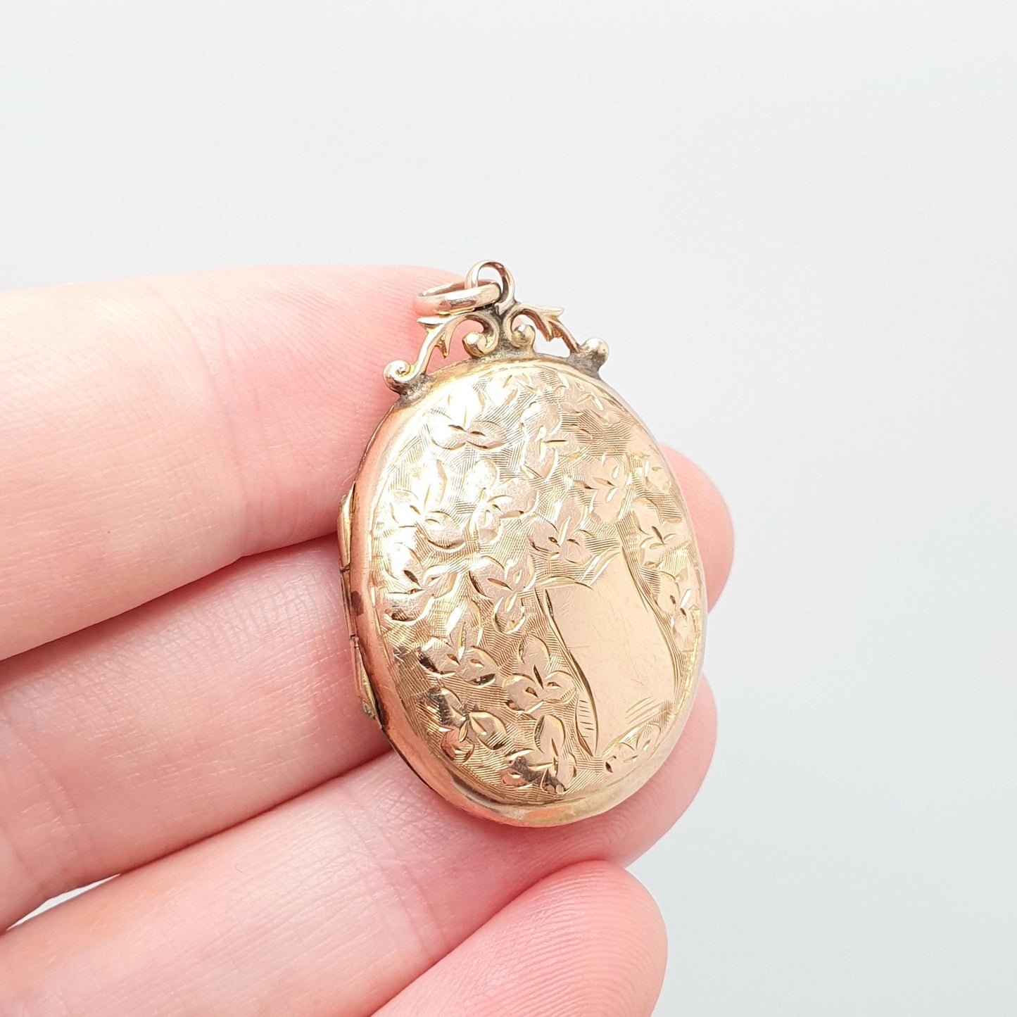 Antique 9ct Rose Gold Locket Large Oval Solid 9k 375 Hand Engraved Big Pendant Love Gift Back & Front Necklace Jewelry Womens Jewellery