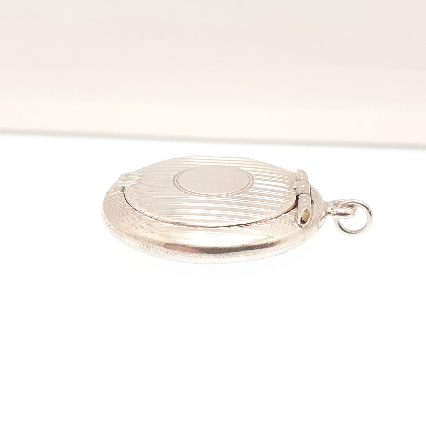 Antique Sterling Silver Powder Compact Locket Pendant Round Circle 1919 Hallmarked Round Vintage Solid 925 Womens Jewelry Jewellery