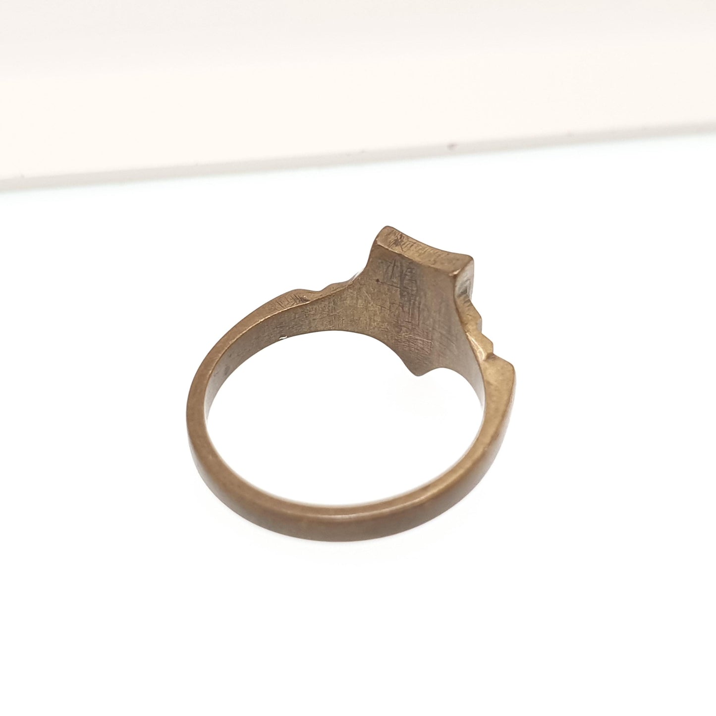 Antique Victorian Shield Signet Ring Gold Tone Base Metal Rustic Gothic Steampunk Genuine Vintage Big Crest Mens Womens Jewelry Jewellery