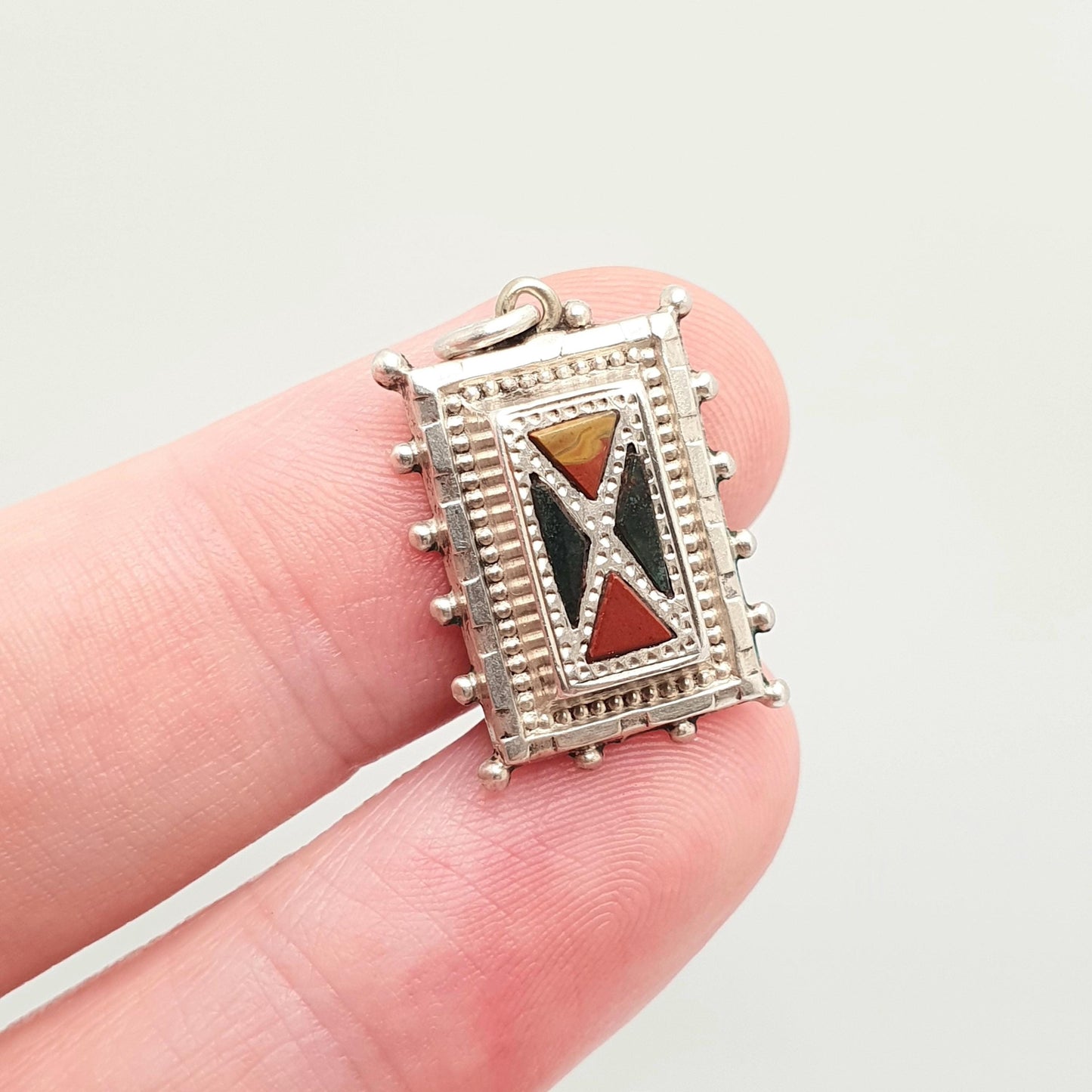 Antique Victorian Sterling Silver Scottish Pendant Necklace Bloodstone Agate Red Jasper Rectangular Cross 1800s Vintage Jewelry Jewellery