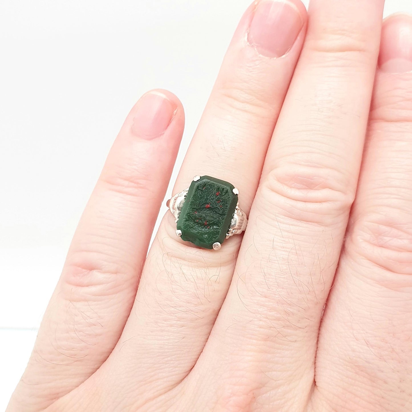 Antique Solid Silver Pisces Intaglio Ring Faux Bloodstone Signet Zodiac Star Sign Horoscope Fish Fishes Vintage Womens Jewelry Jewellrey