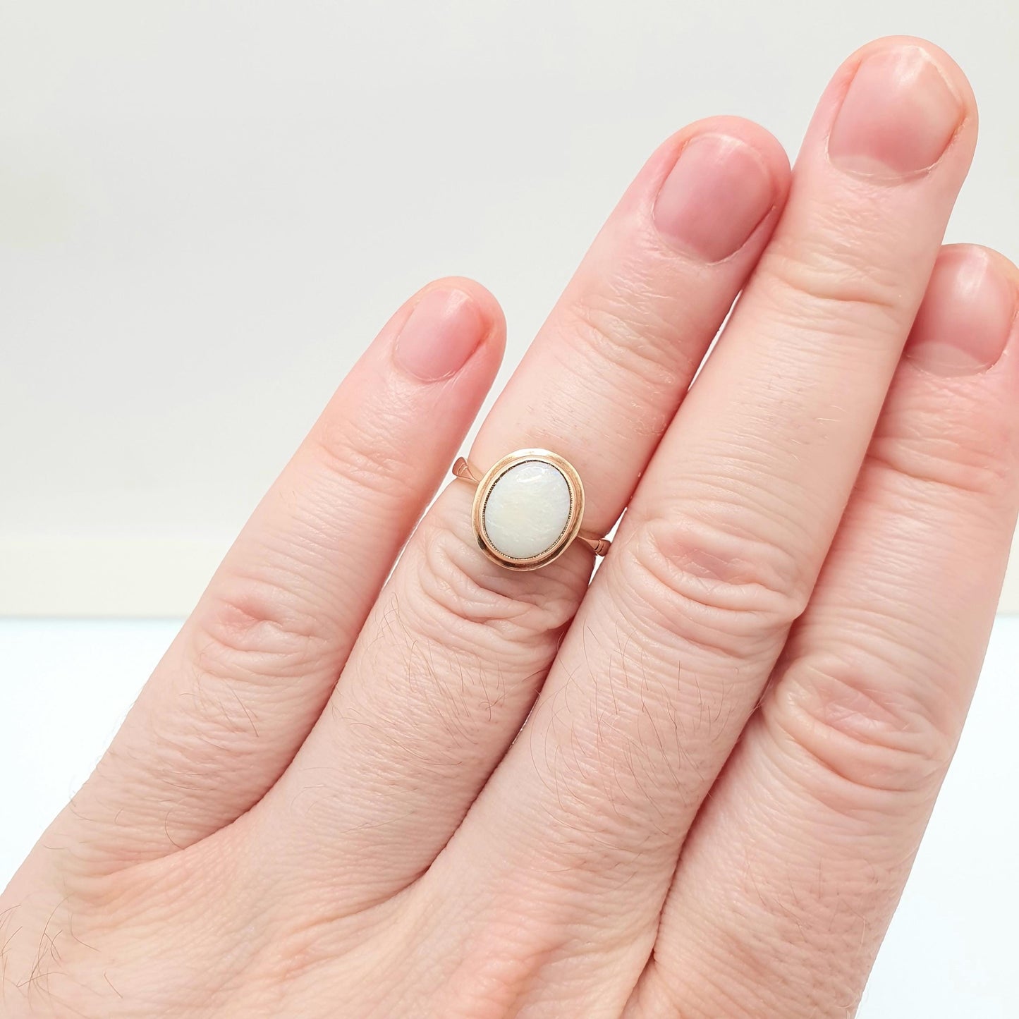 Vintage 9ct 375 Gold Opal Ring White Solitaire Gemstone Solid 9k Yellow 1994 Hallmarked Sparkly Large Big Retro Womens Jewelry Jewellery