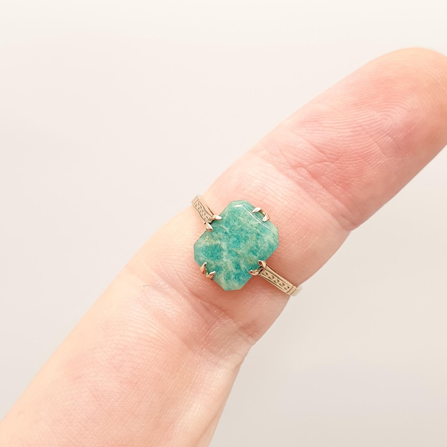 Antique 9ct Gold Chrysoprase Ring Art Deco Solid 9k 375 Rectangular Solitaire Green Real Gemstone Rare Womens Vintage Jewelry Jewellery