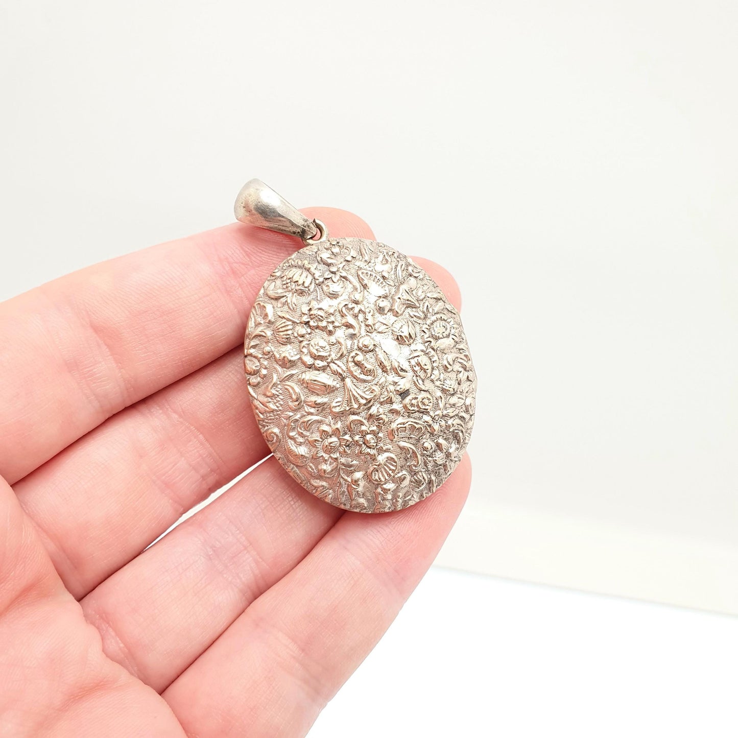 Antique Victorian Locket Silver Plate Large Big Flower Pattern Floral Necklace Pendant Genuine 1800s Picture Photo Oval Vintage Jewellery