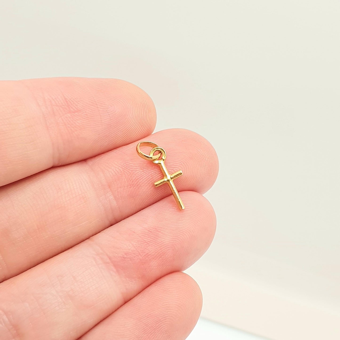 Vintage 18ct Gold Cross Pendant Charm Crucifix Necklace Solid 750 18k Small Petite Gift Christian Catholic Retro Womens Jewelry Jewellery