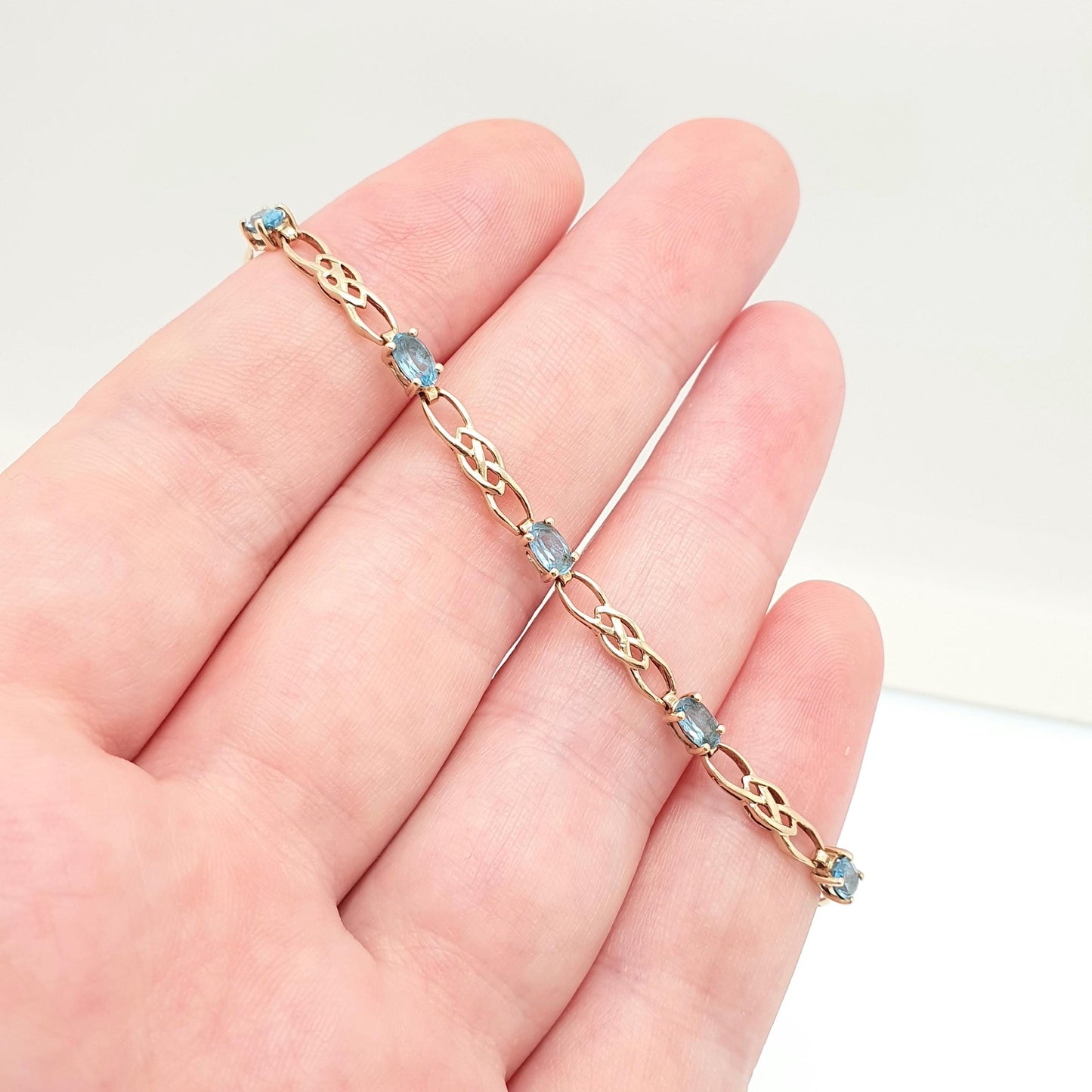 Vintage 9k 9ct Gold Aquamarine Topaz Bracelet Celtic Knot 18.5cm 7.25" 4.04g Hallmarked Solid Gemstone Swiss Blue Womens Jewellery Jewelry
