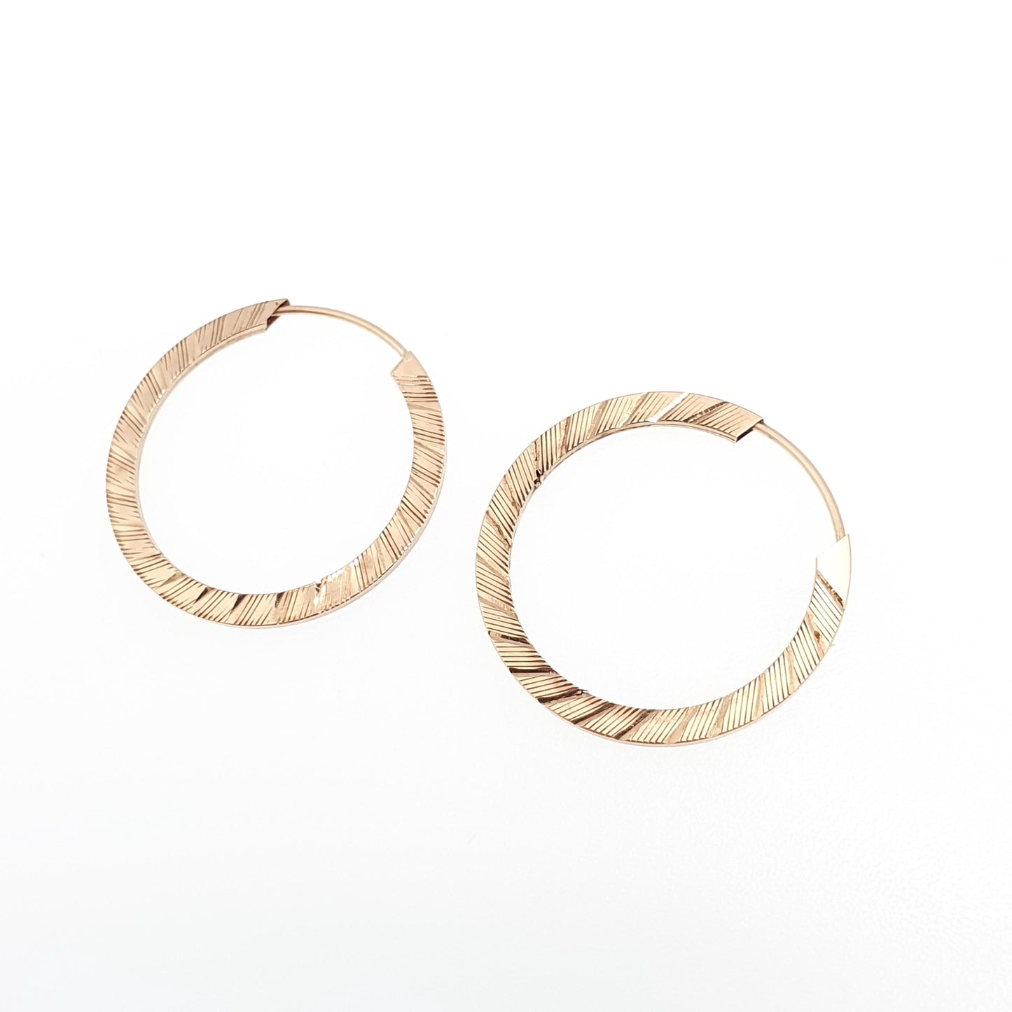 Vintage 9k 9ct Gold Hoop Earrings Full Round Circle Loop Solid 375 Engraved Lined 1980s Grooved Etched Ladies Womens Jewelry Jewellery