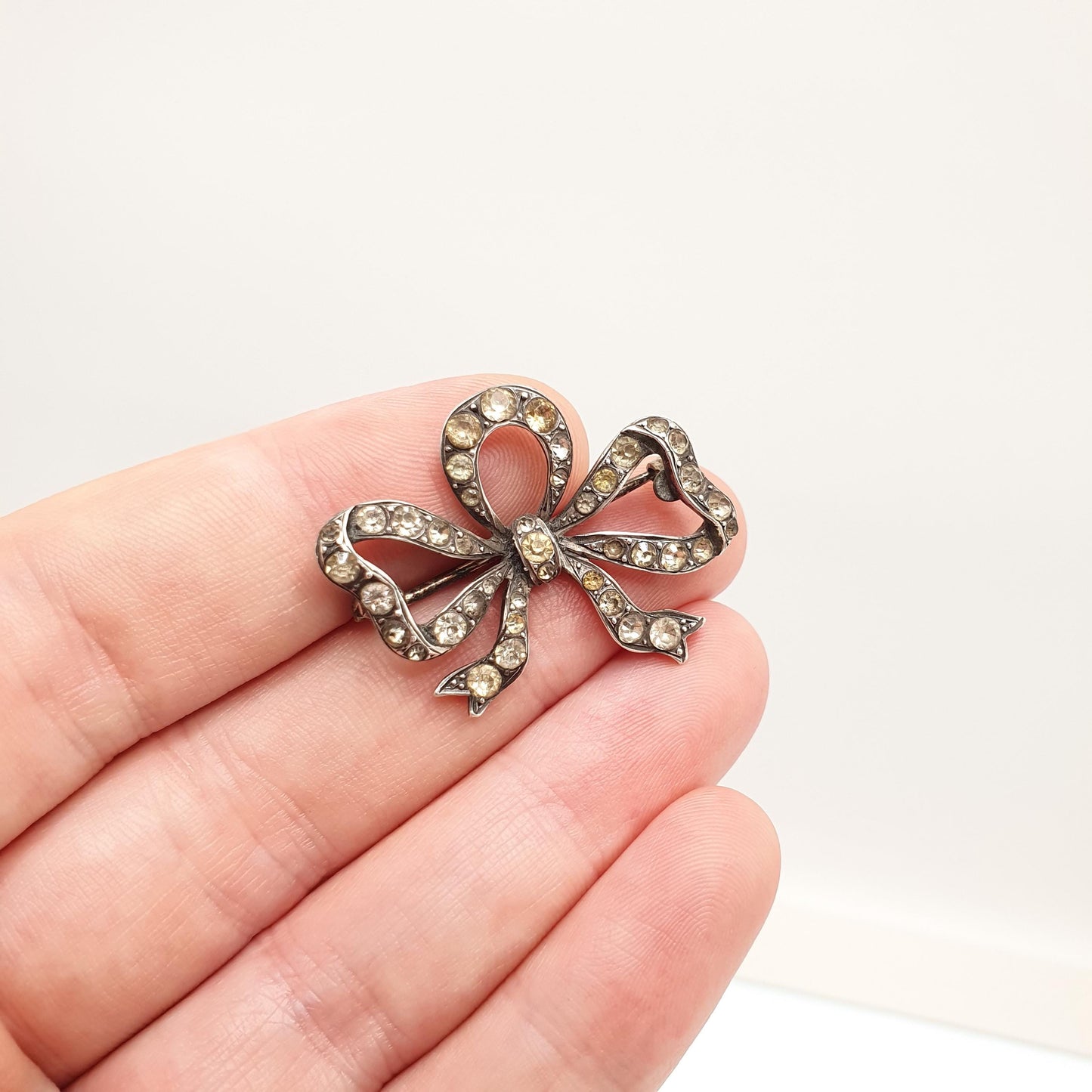 Antique Victorian Paste Sterling Silver Bow Brooch Diamond Pastes Ribbon Foiled Sparkly Fine Estate 1800s Womens Jewelry Jewellery Vintage