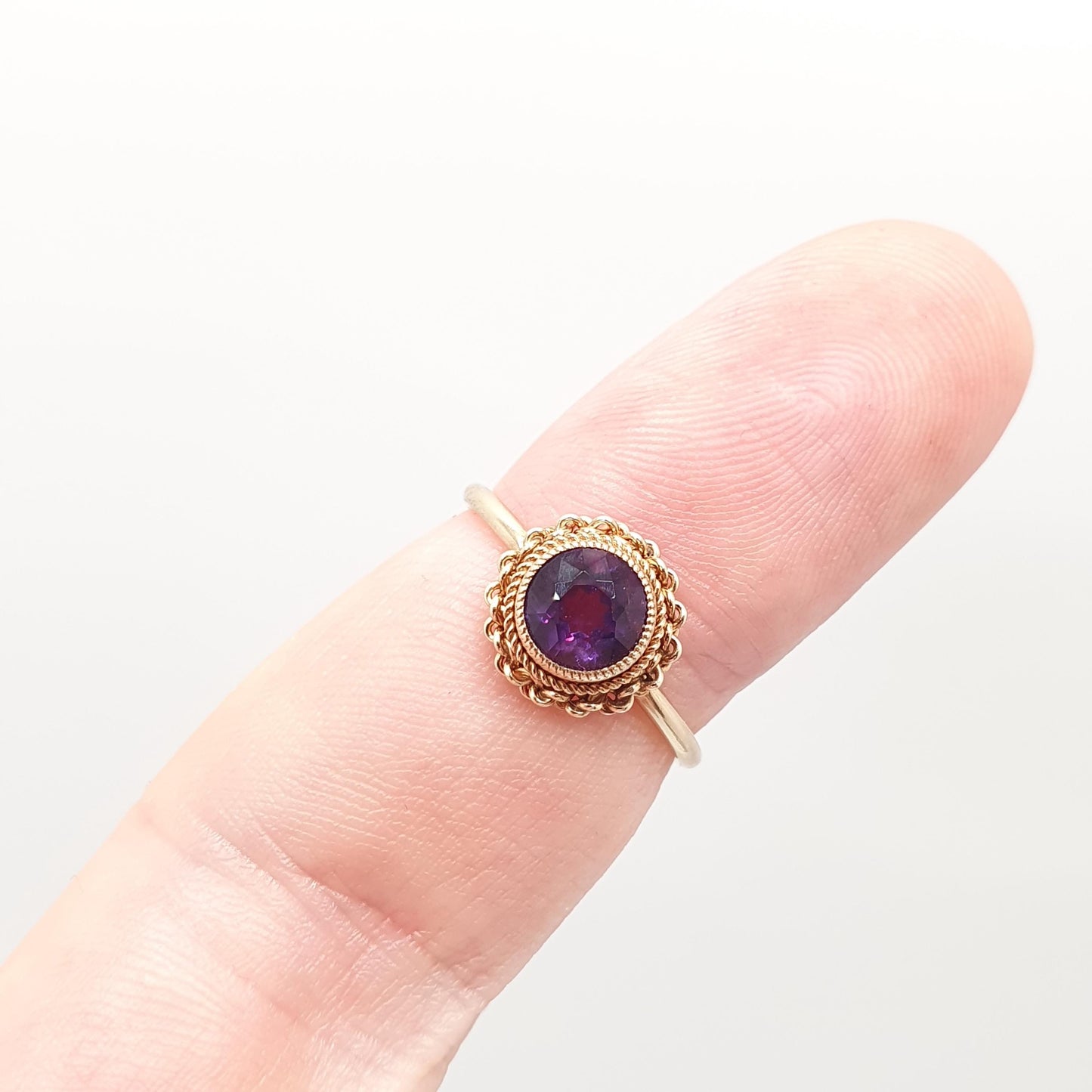 Vintage 9ct 375 Gold Amethyst Ring Round Cut Solid 9k 1983 Hallmark Deep Purple Soliatire Gemstone Genuine Real Womens Jewellery Jewelry