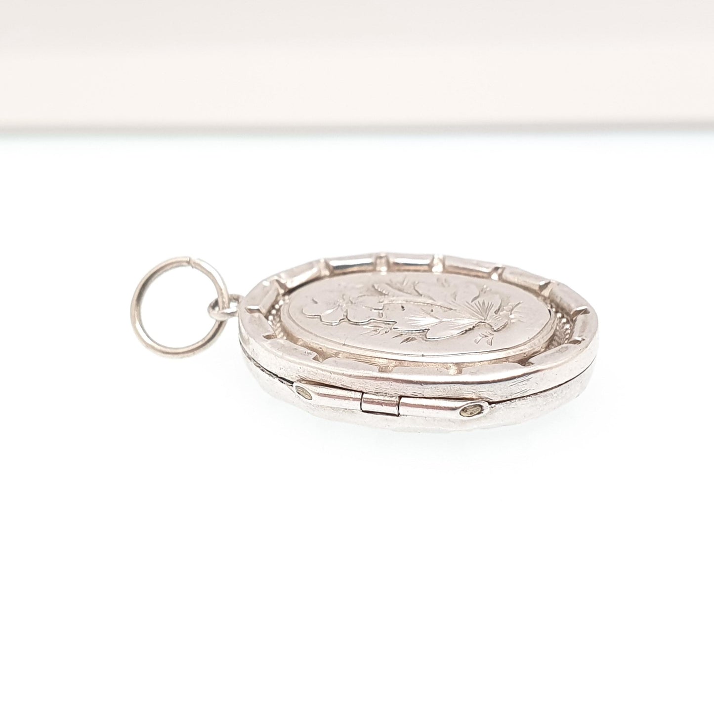 Antique Sterling Silver Victorian Locket 1896 Hallmark Oval Small Cute Necklace Vintage Pendant Geometric Photo Womens Jewelry Jewellery