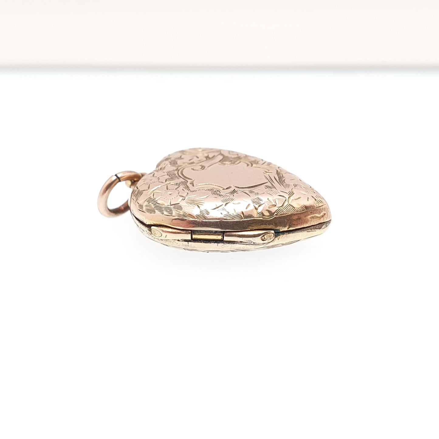 Antique Victorian 9ct Gold Heart Locket Cute Engraved Solid 9kt 375 Pendant Fine Estate Love Gift Back & Front Necklace Jewelry Jewellery