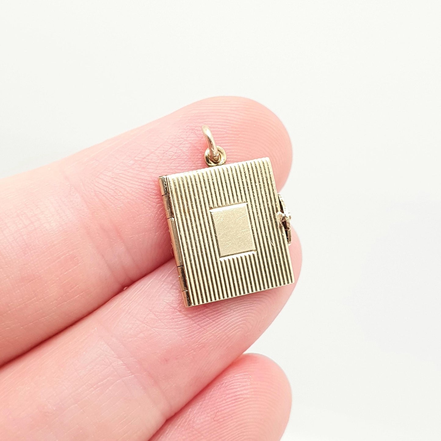 Antique 14k 14kt Gold Book Locket Rectangular Solid 585 Pendant Necklace Photo Picture Gift Charm Yellow Womens Retro Jewelry Jewellery